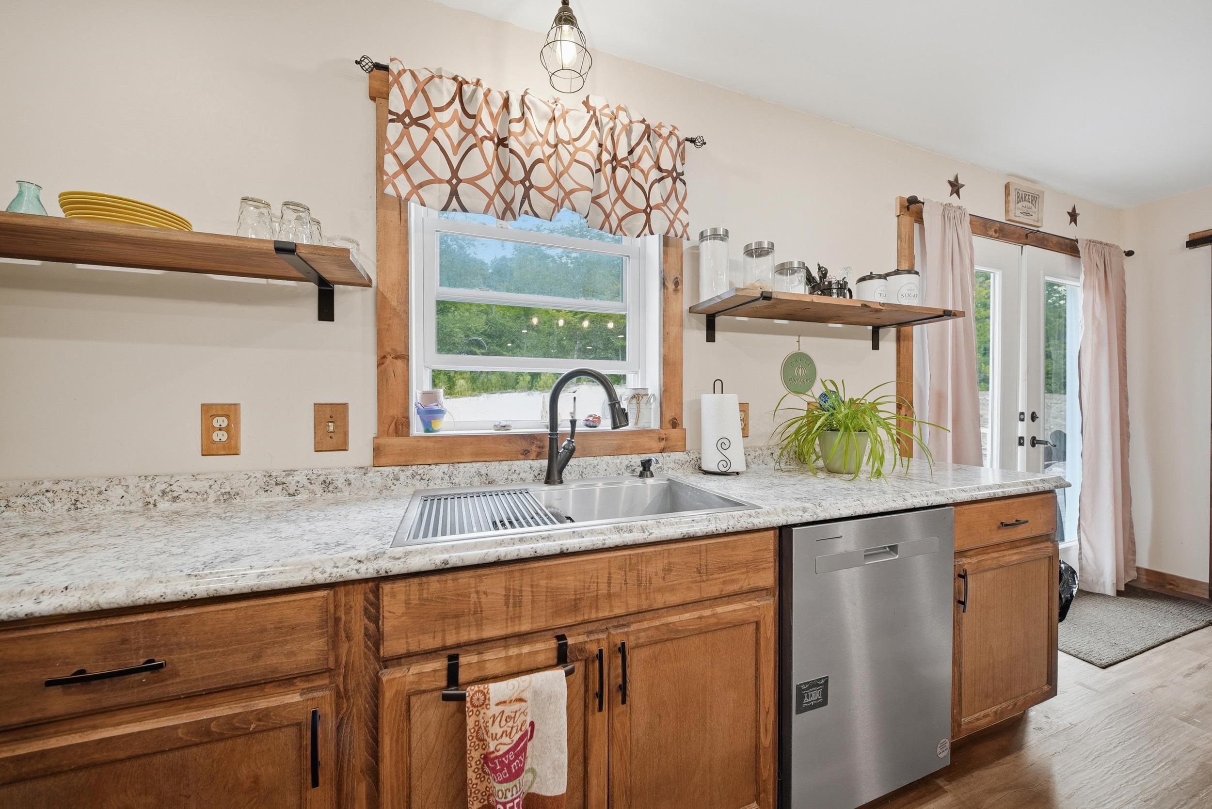157 Kenney Road Property Photo 7