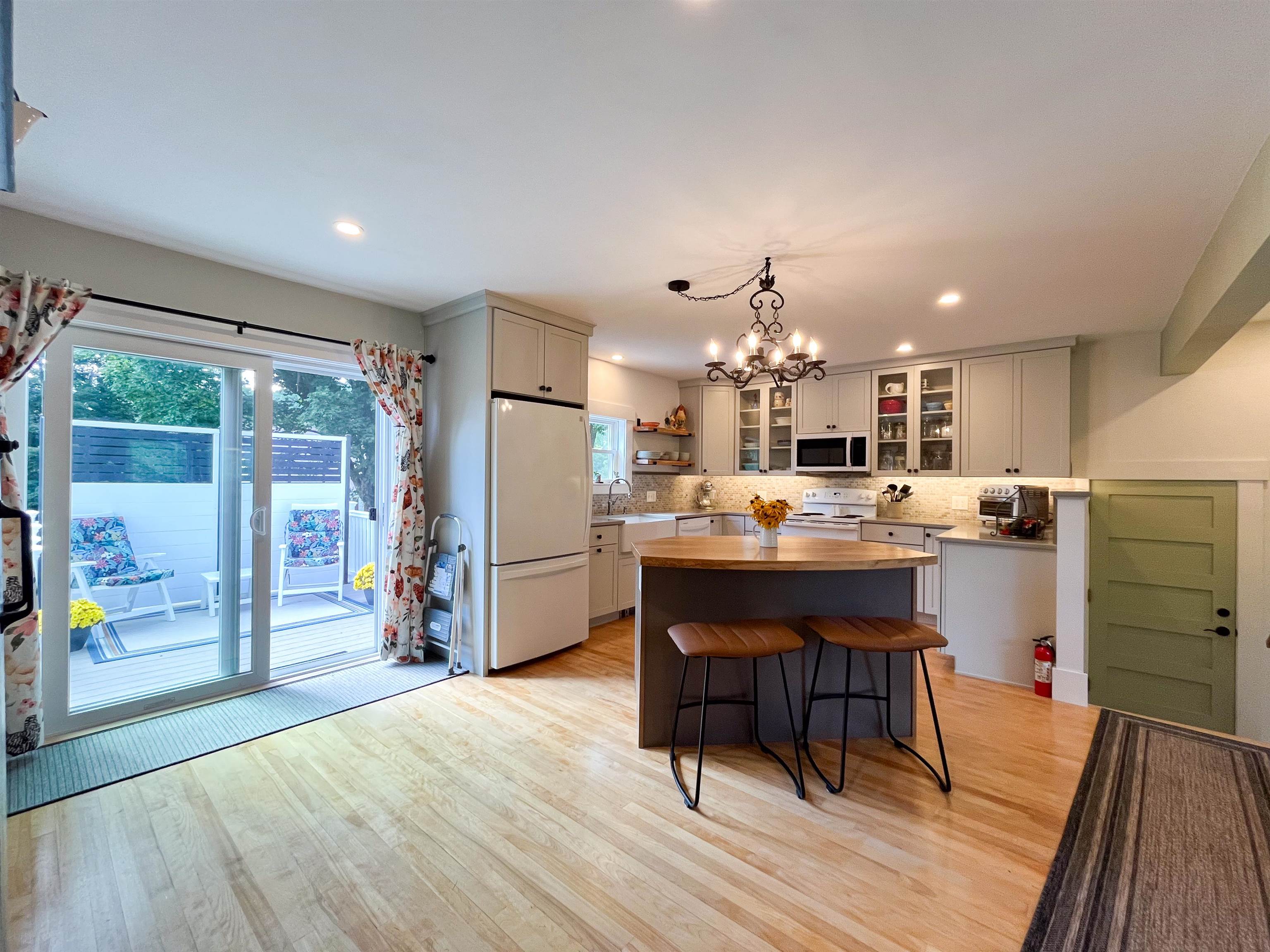 39 Manns Hill Road Property Photo 9