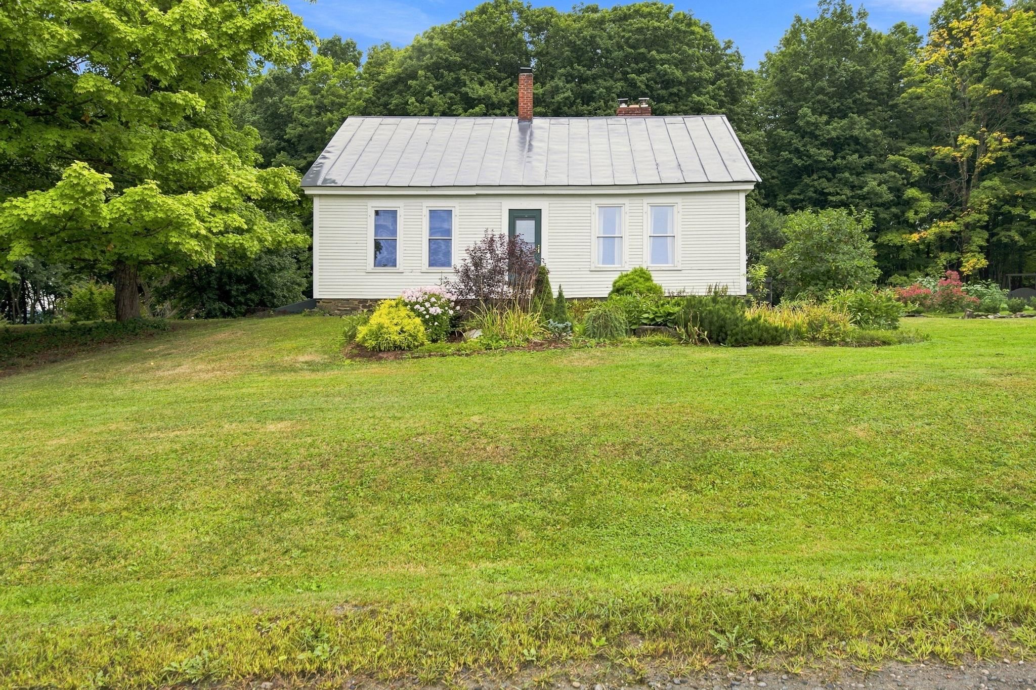 847 Morgan Mile Road Property Photo 2