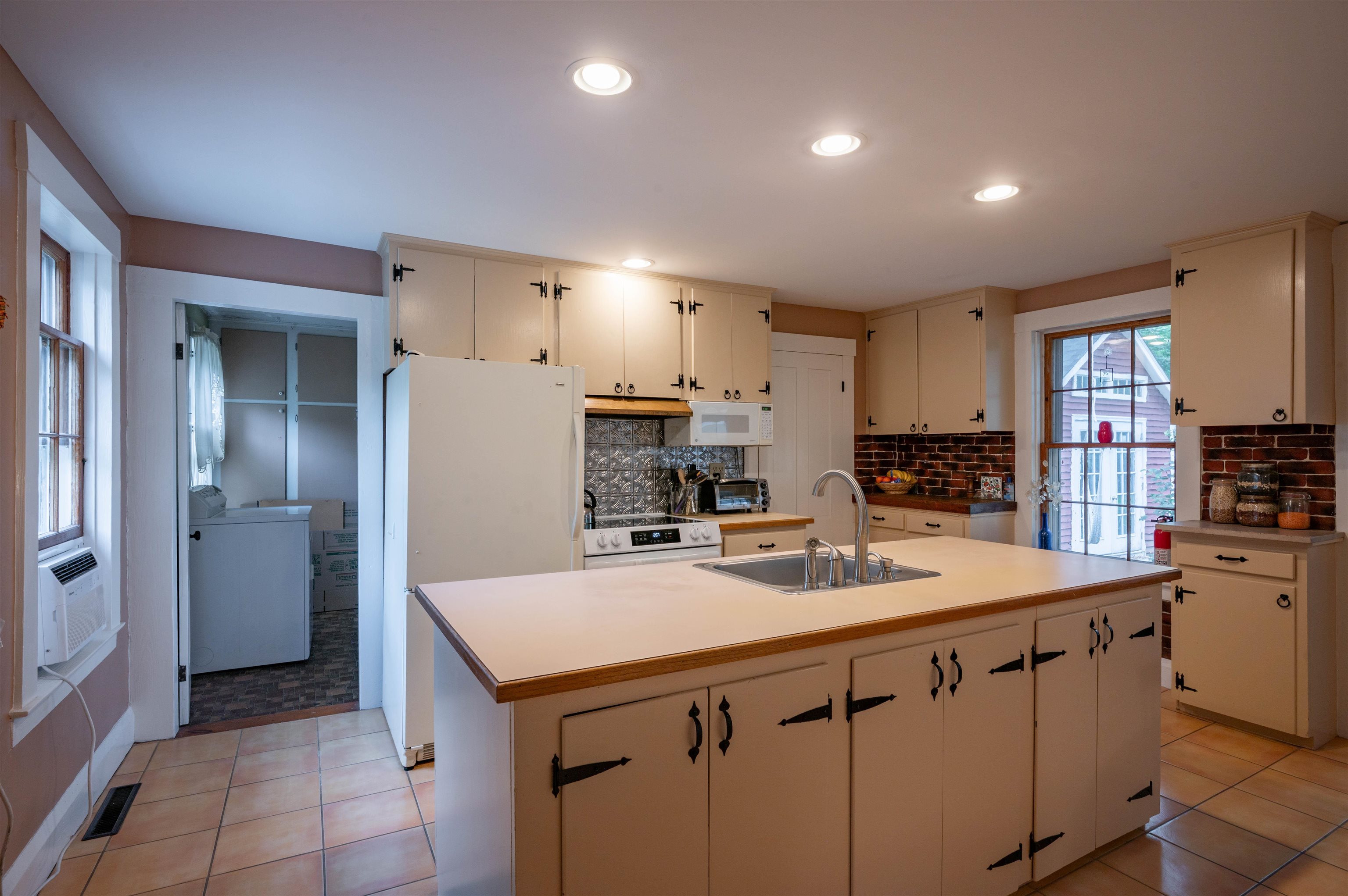 12 Milford Street Property Photo 14