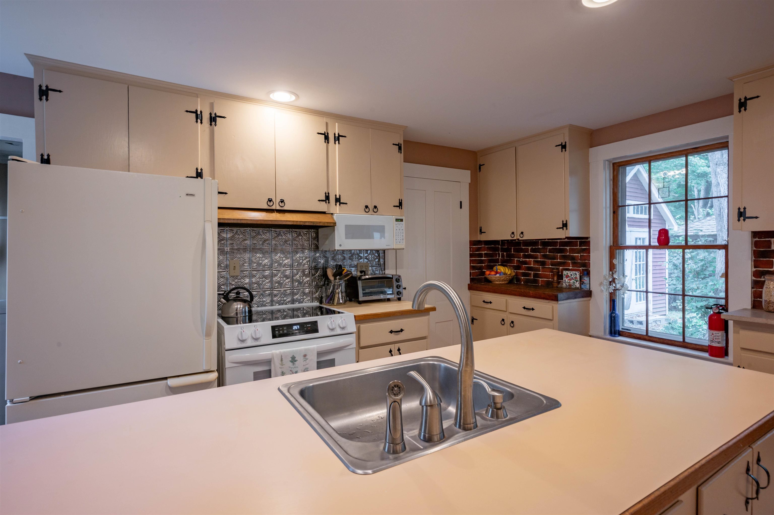 12 Milford Street Property Photo 15