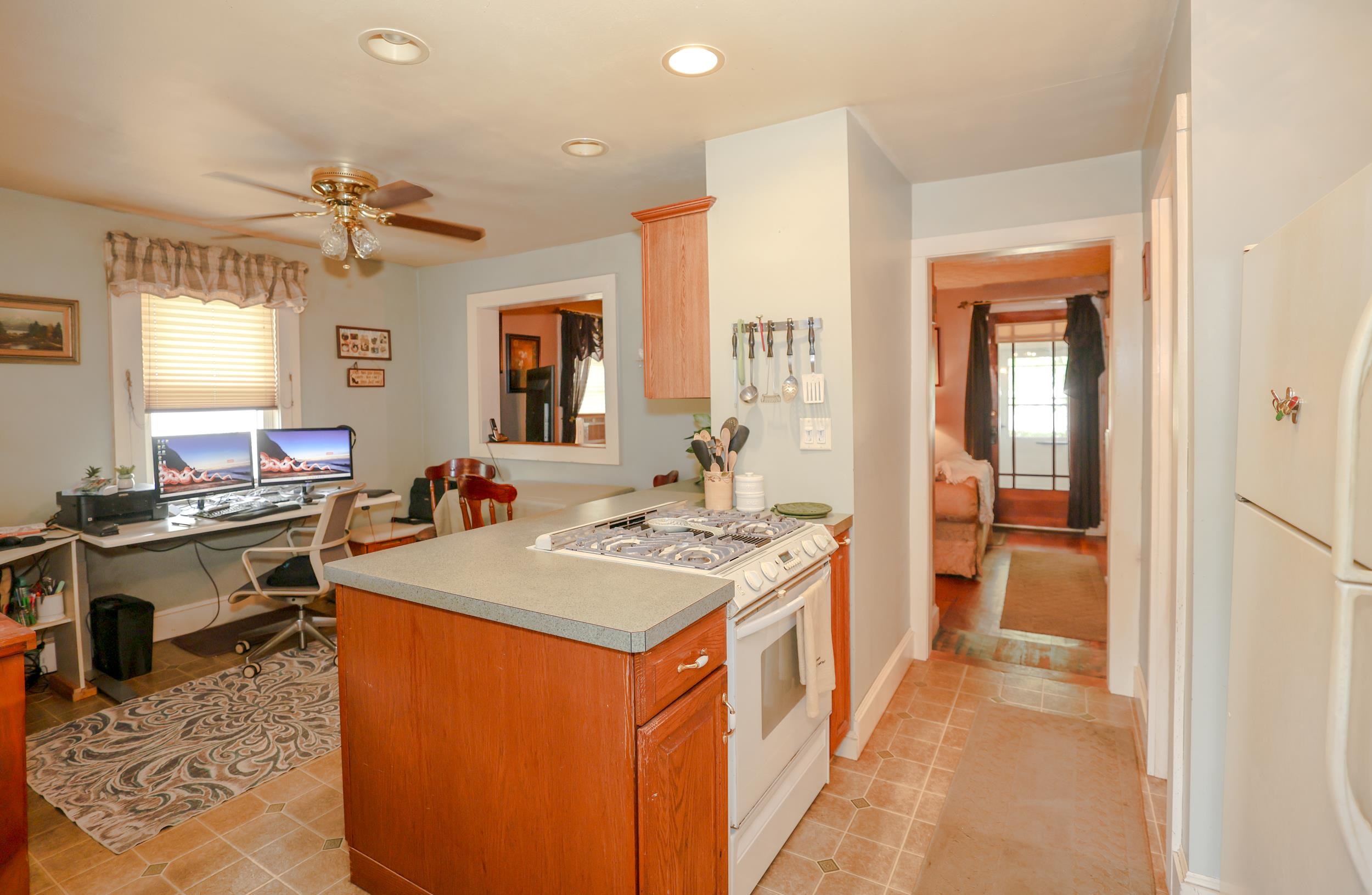23-25 Grand Avenue Property Photo 9