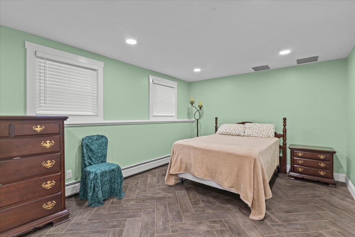 898 Gonyeau Road Property Photo 30