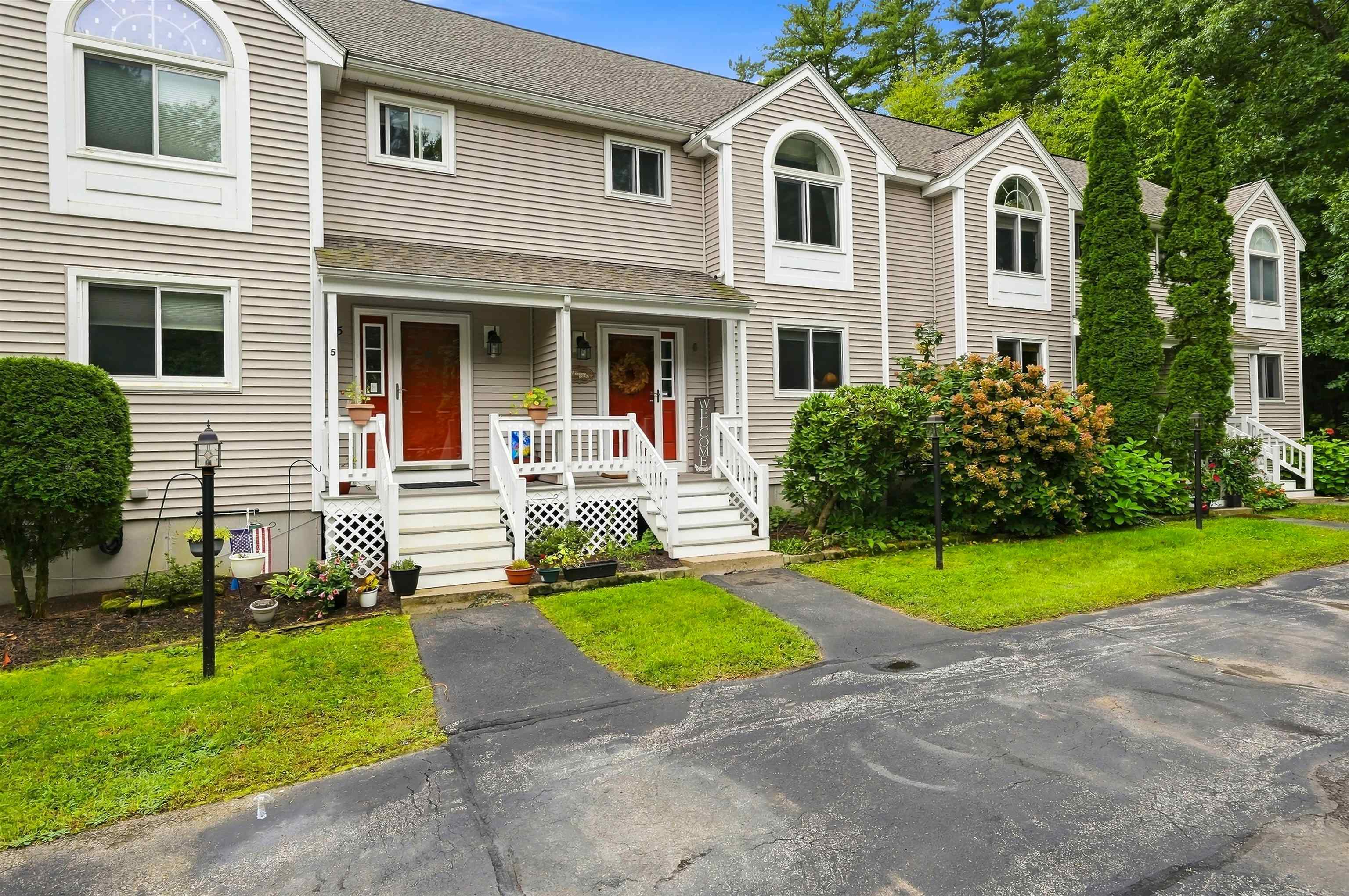 8 Standish Way Property Photo 1
