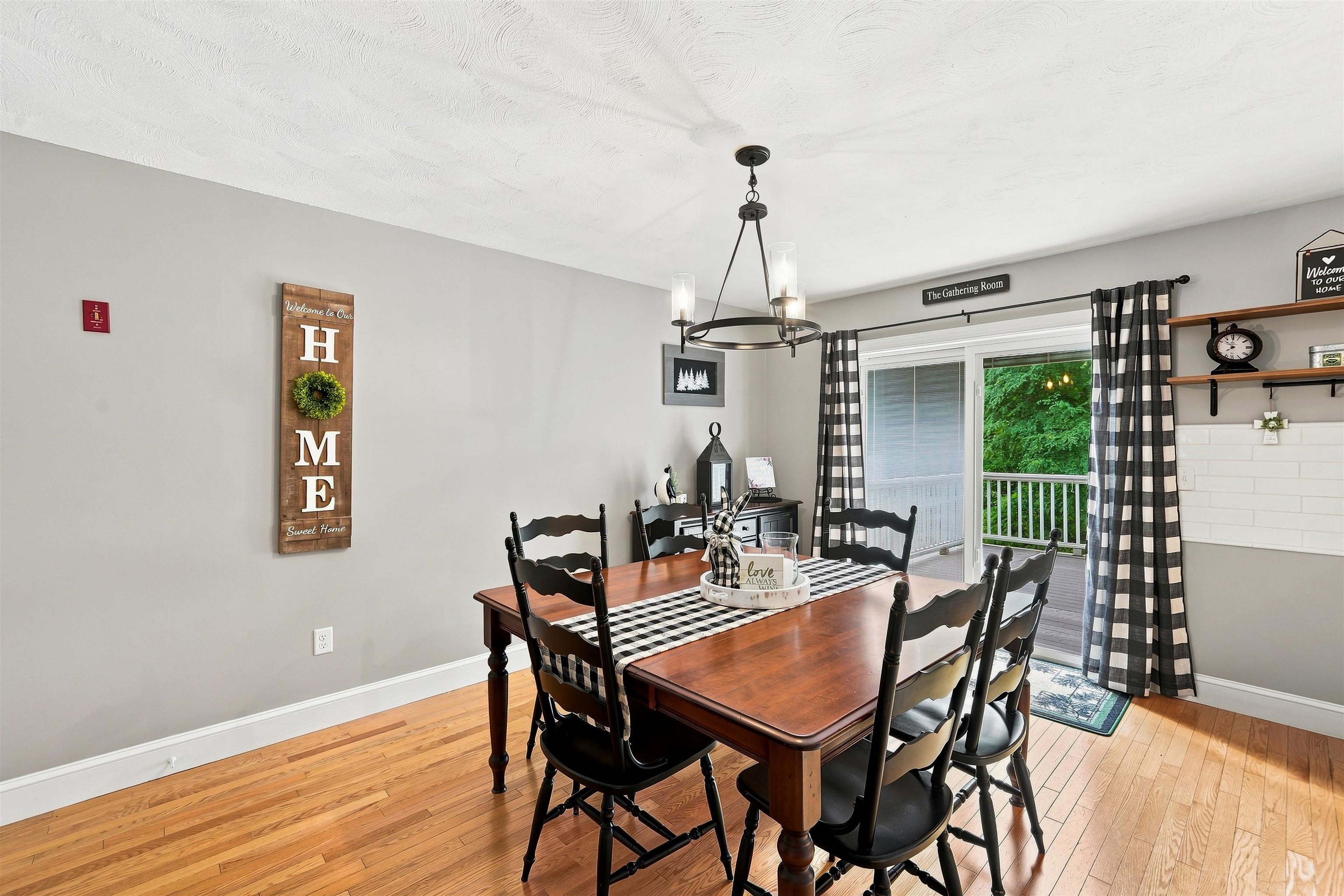 8 Standish Way Property Photo 11