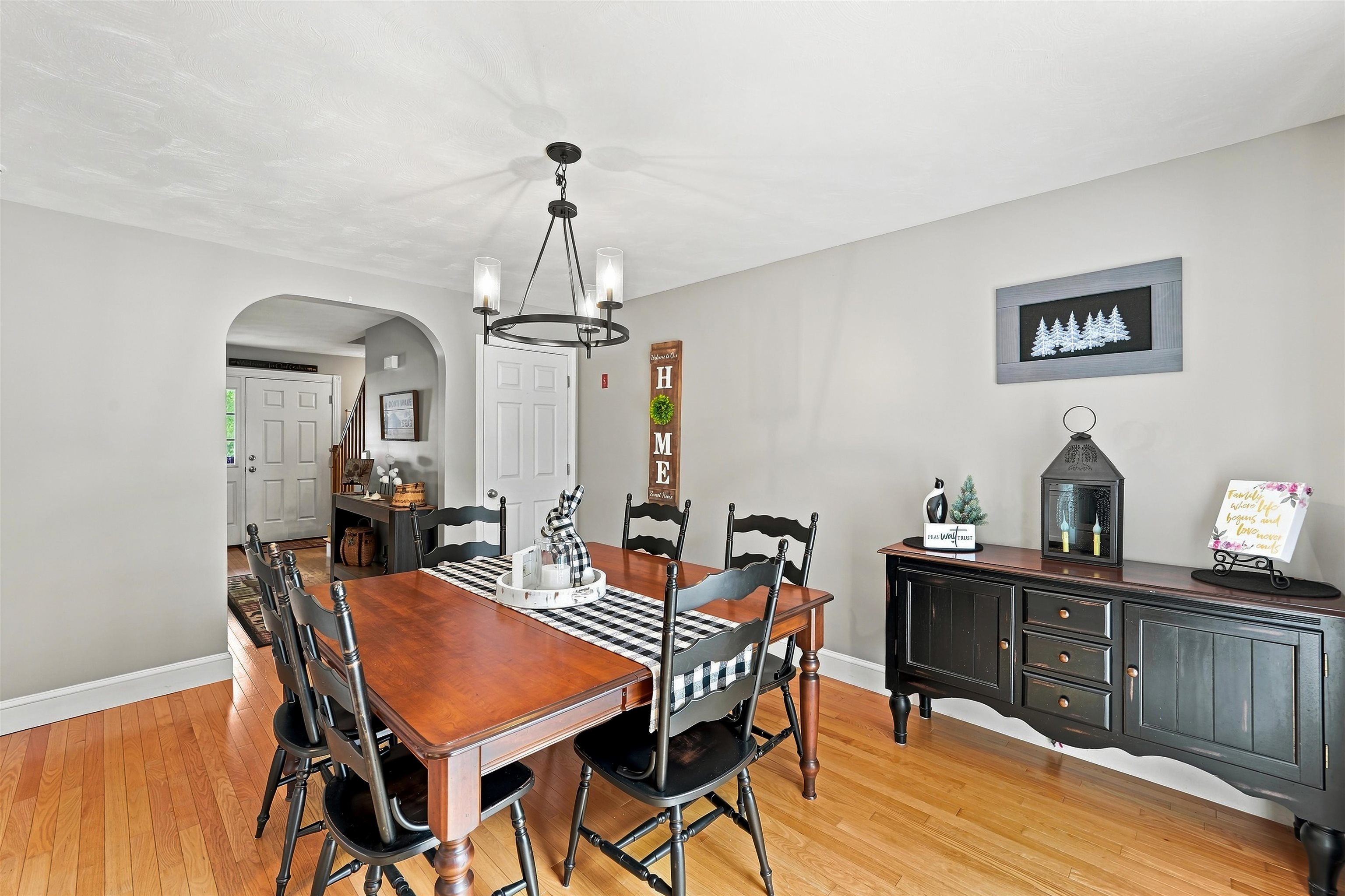 8 Standish Way Property Photo 13