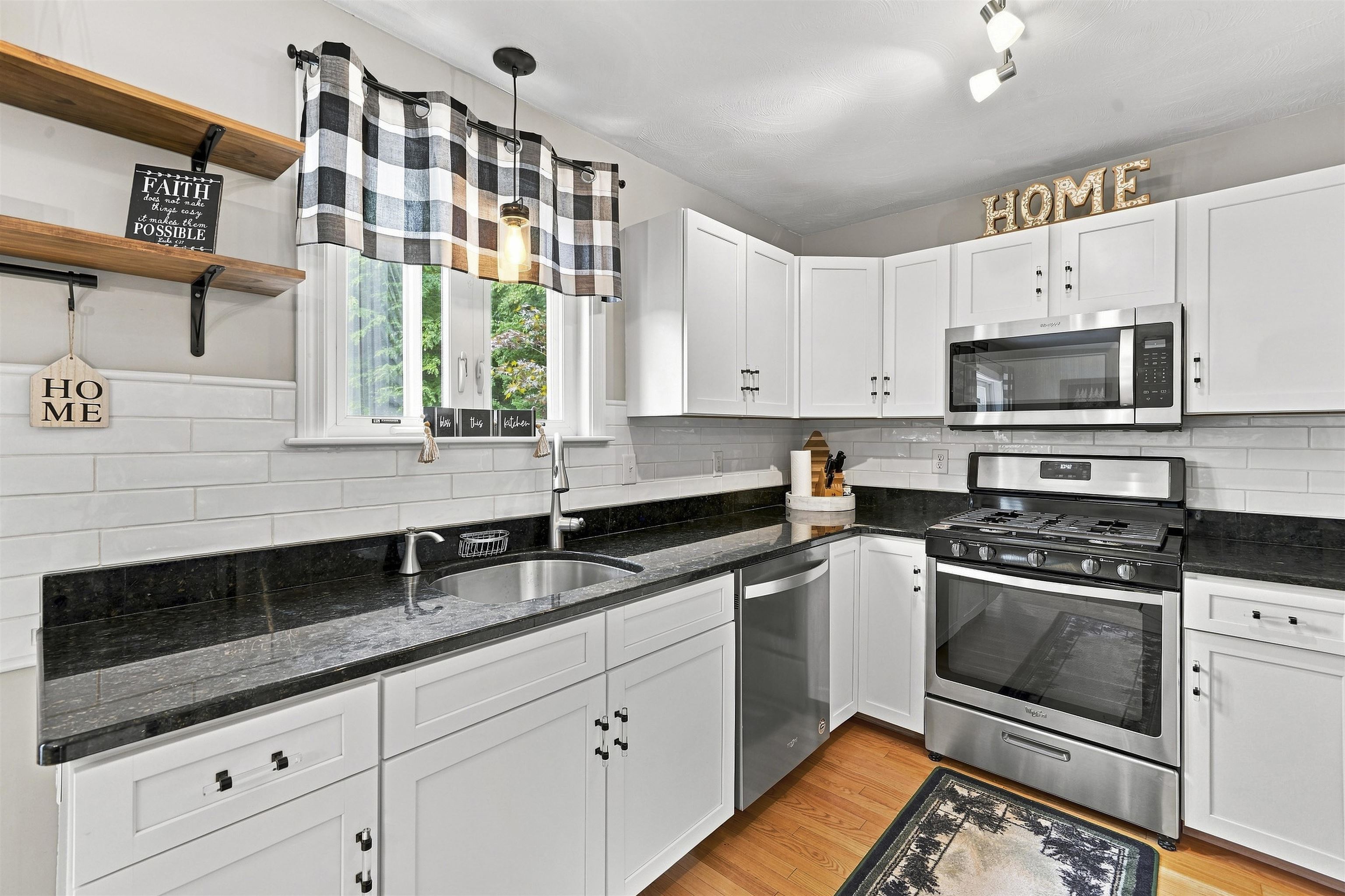 8 Standish Way Property Photo 16