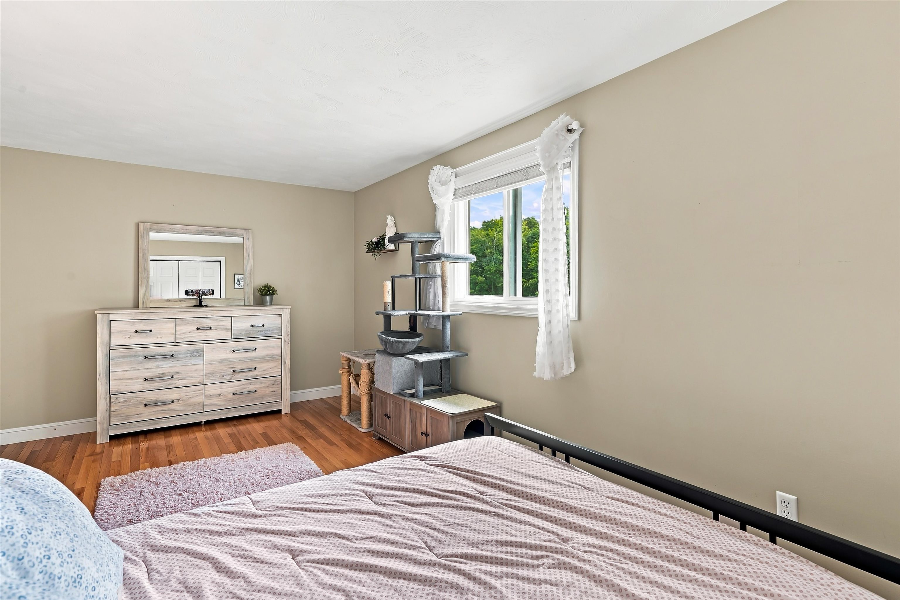 8 Standish Way Property Photo 29
