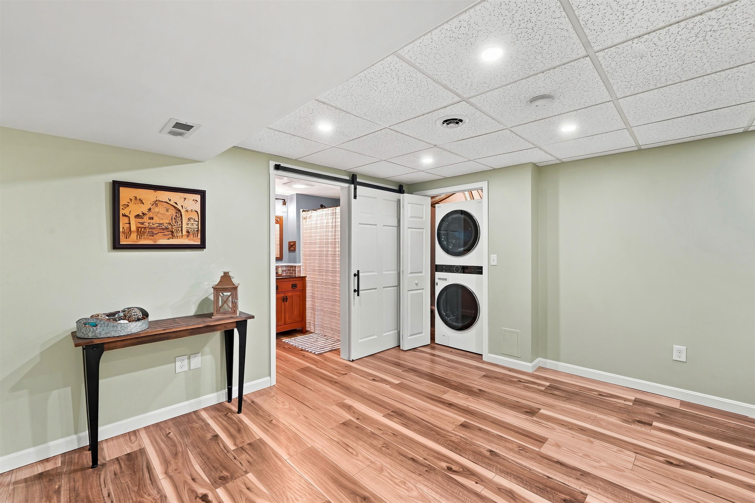 8 Standish Way Property Photo 33