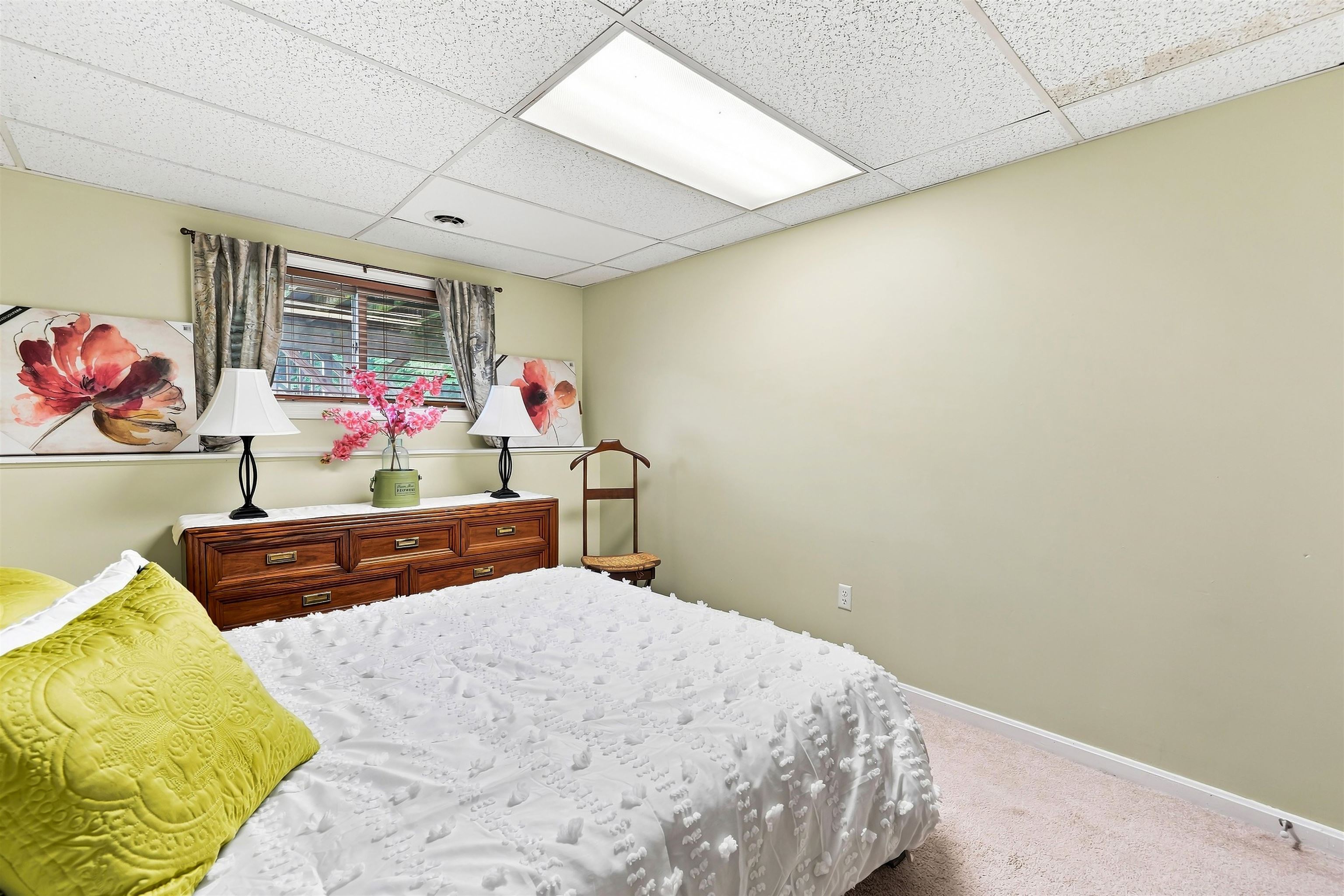 8 Standish Way Property Photo 35
