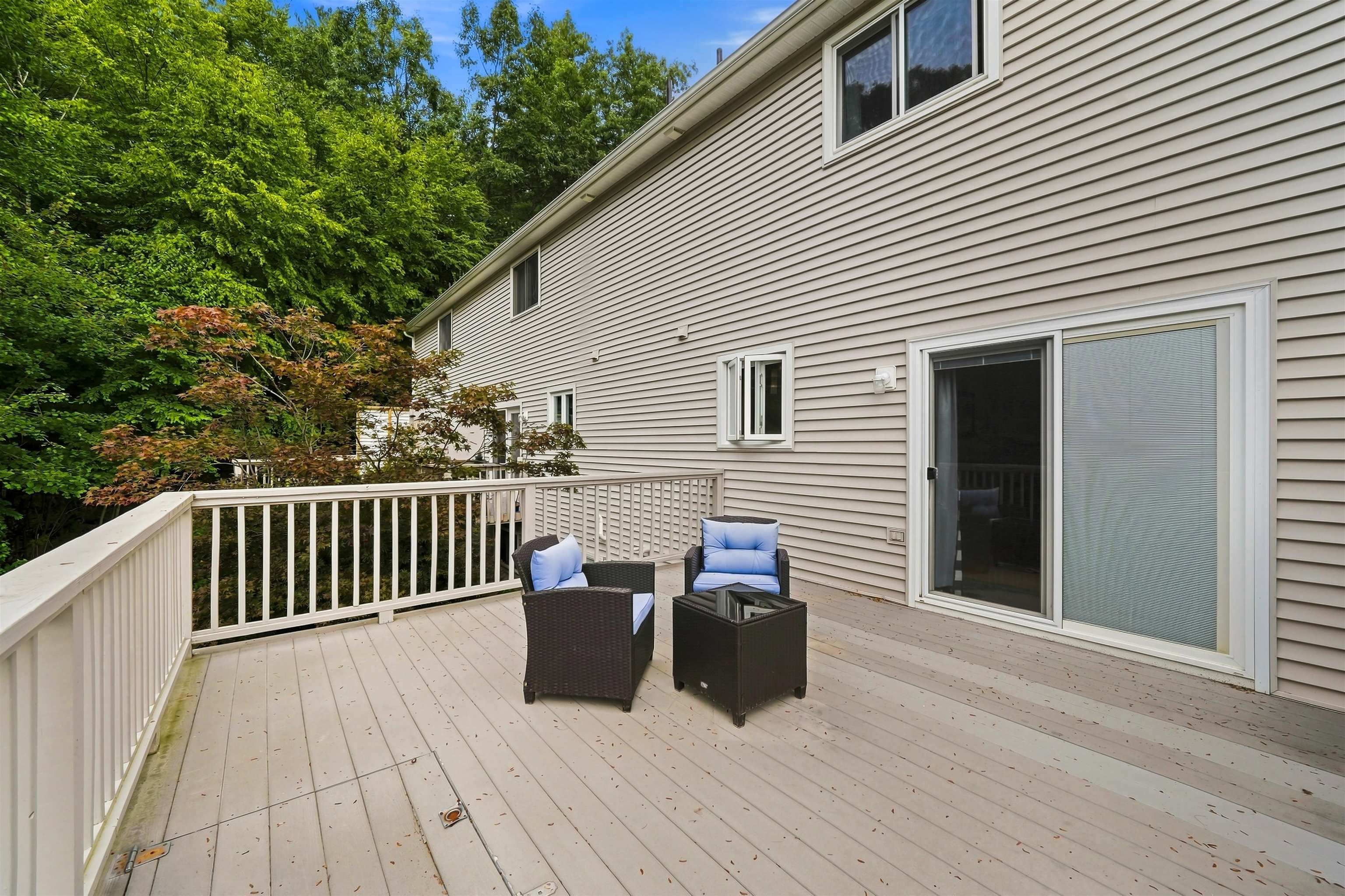 8 Standish Way Property Photo 41