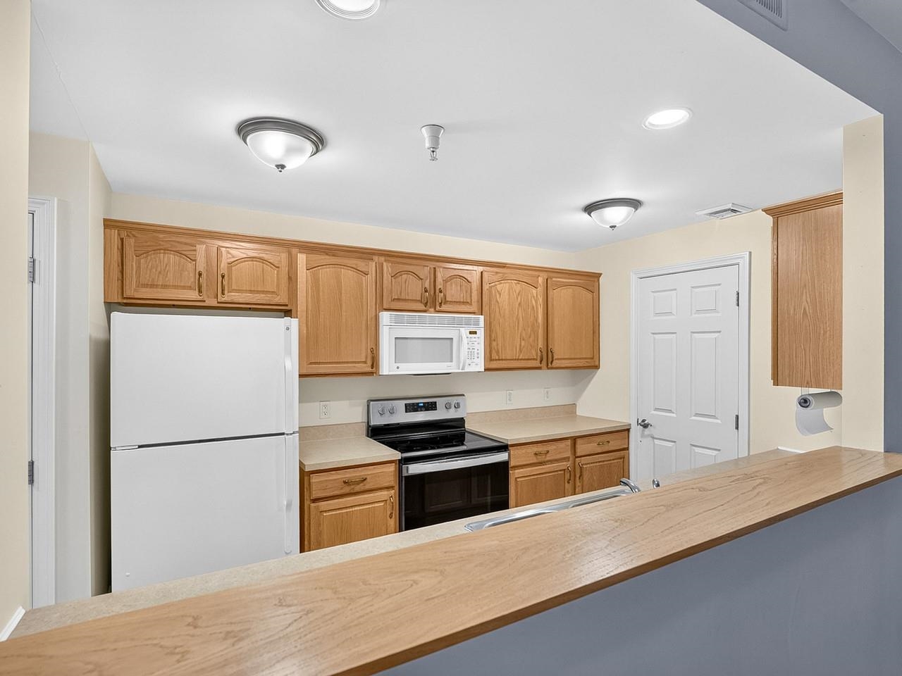 99 Eldredge Street Property Photo 4