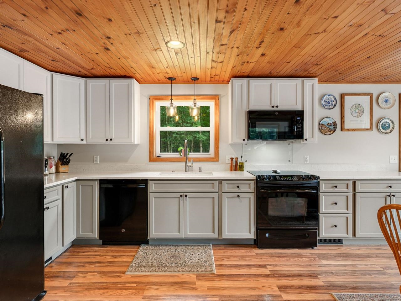 102 North Spruce Haven Road Property Photo 5