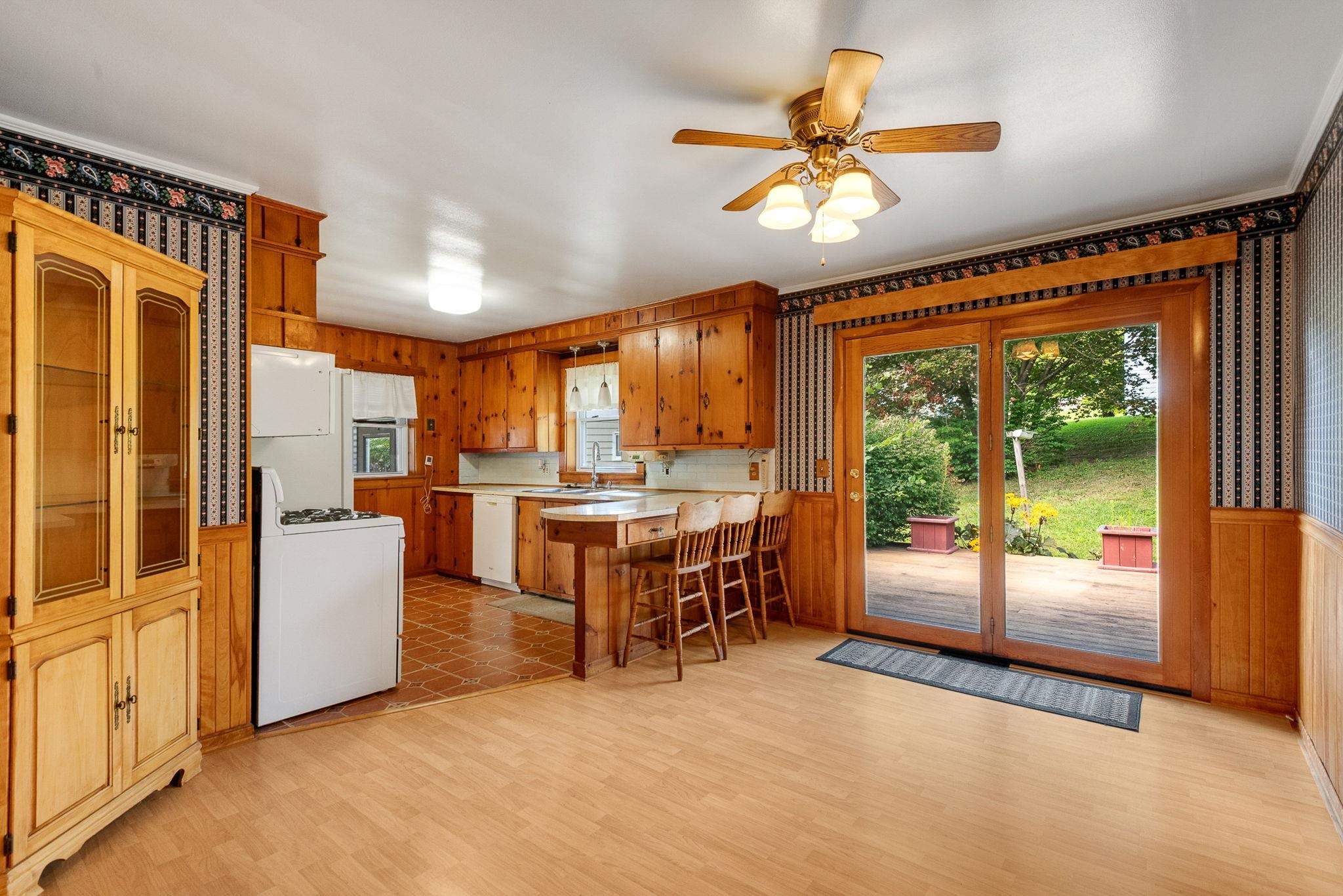 12 Grandview Avenue Property Photo 12