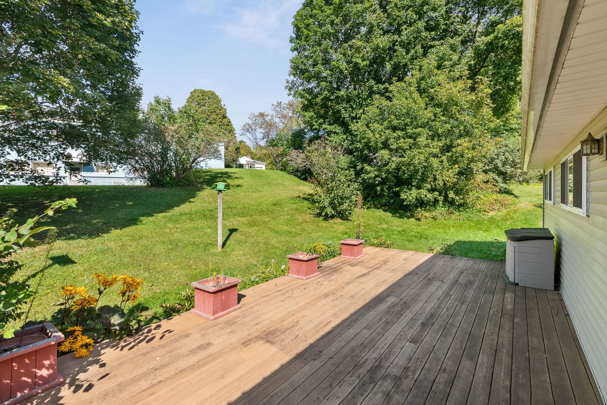 12 Grandview Avenue Property Photo 13