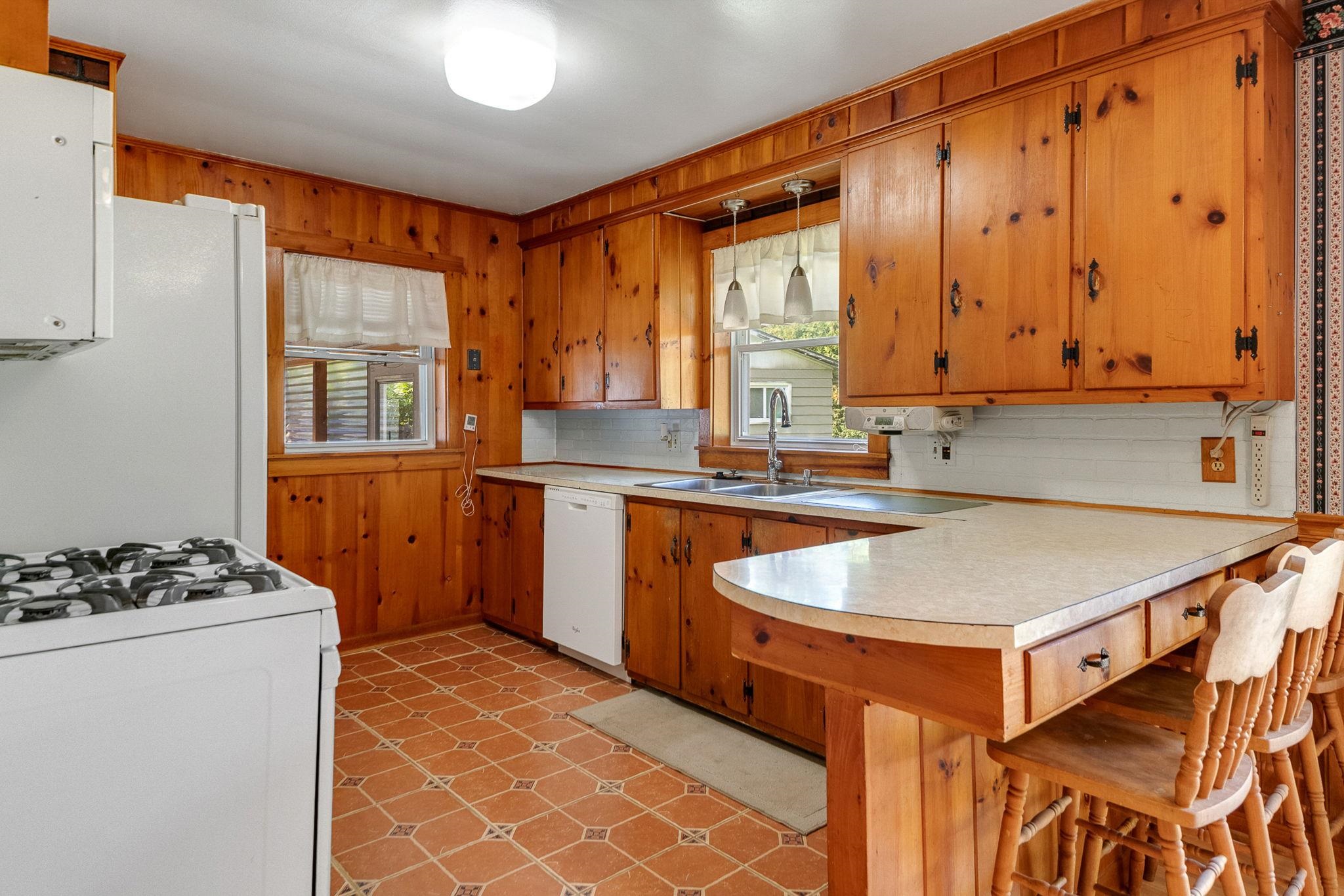 12 Grandview Avenue Property Photo 16