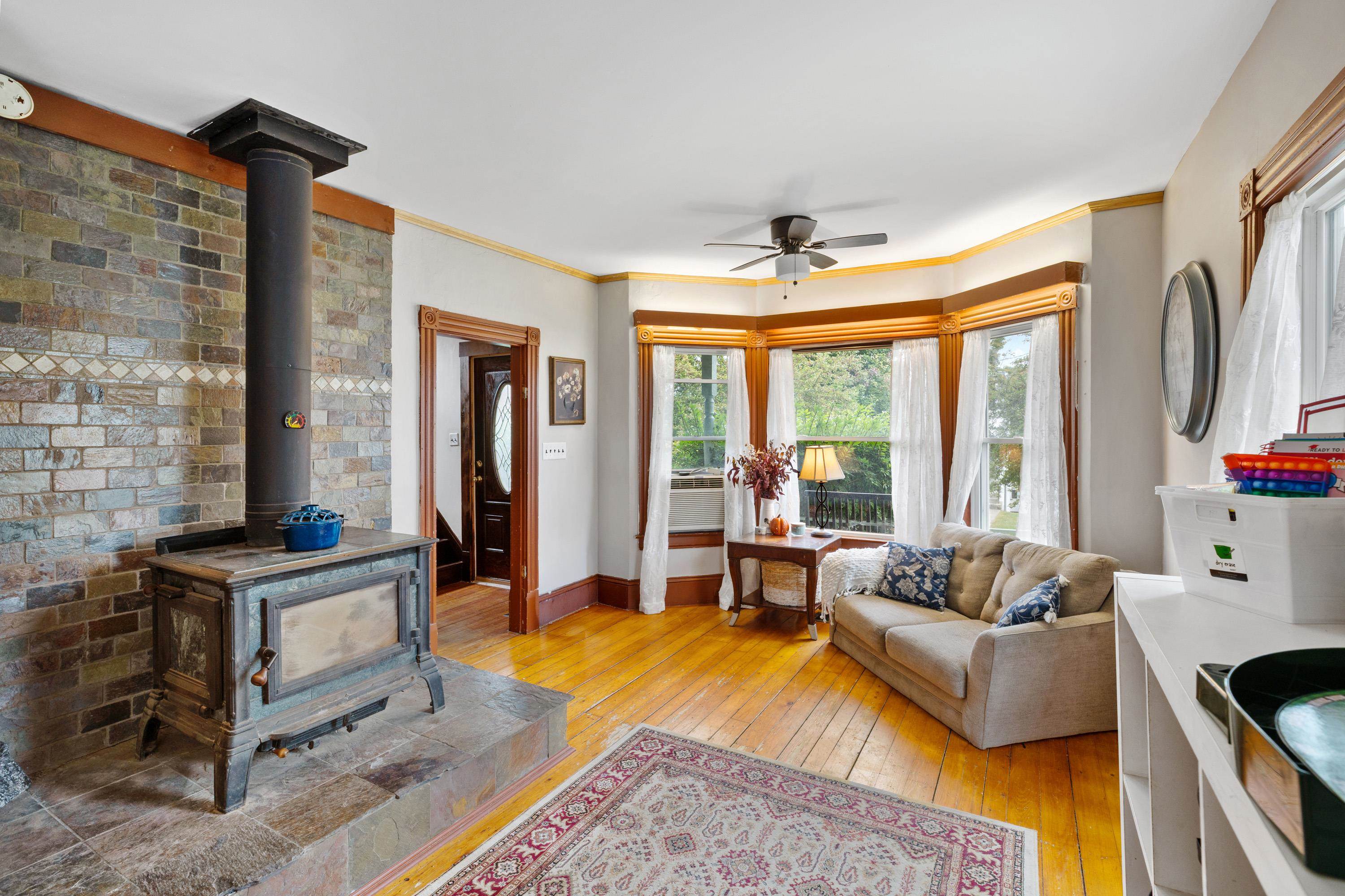 83 Spring Street Property Photo 14