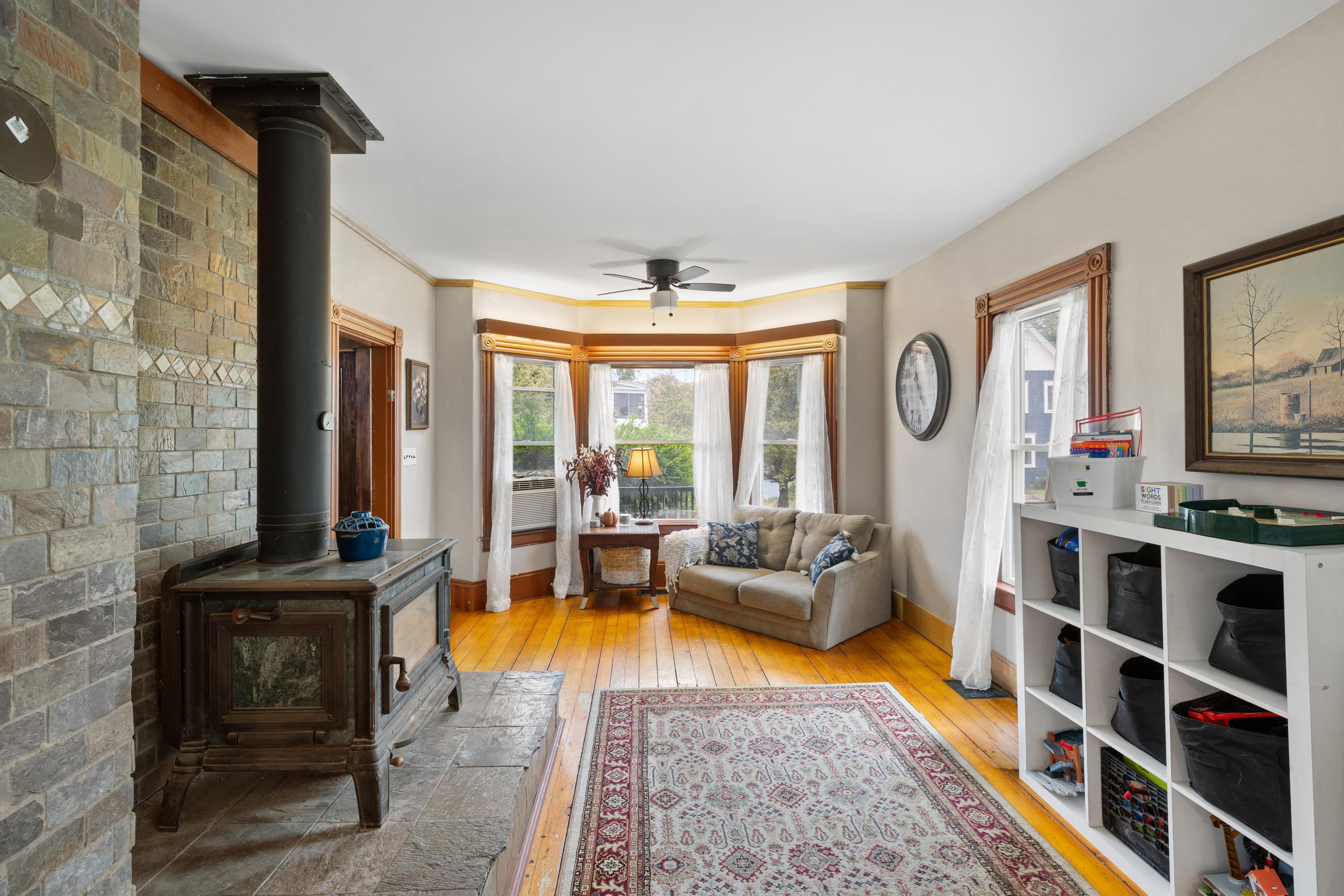 83 Spring Street Property Photo 15