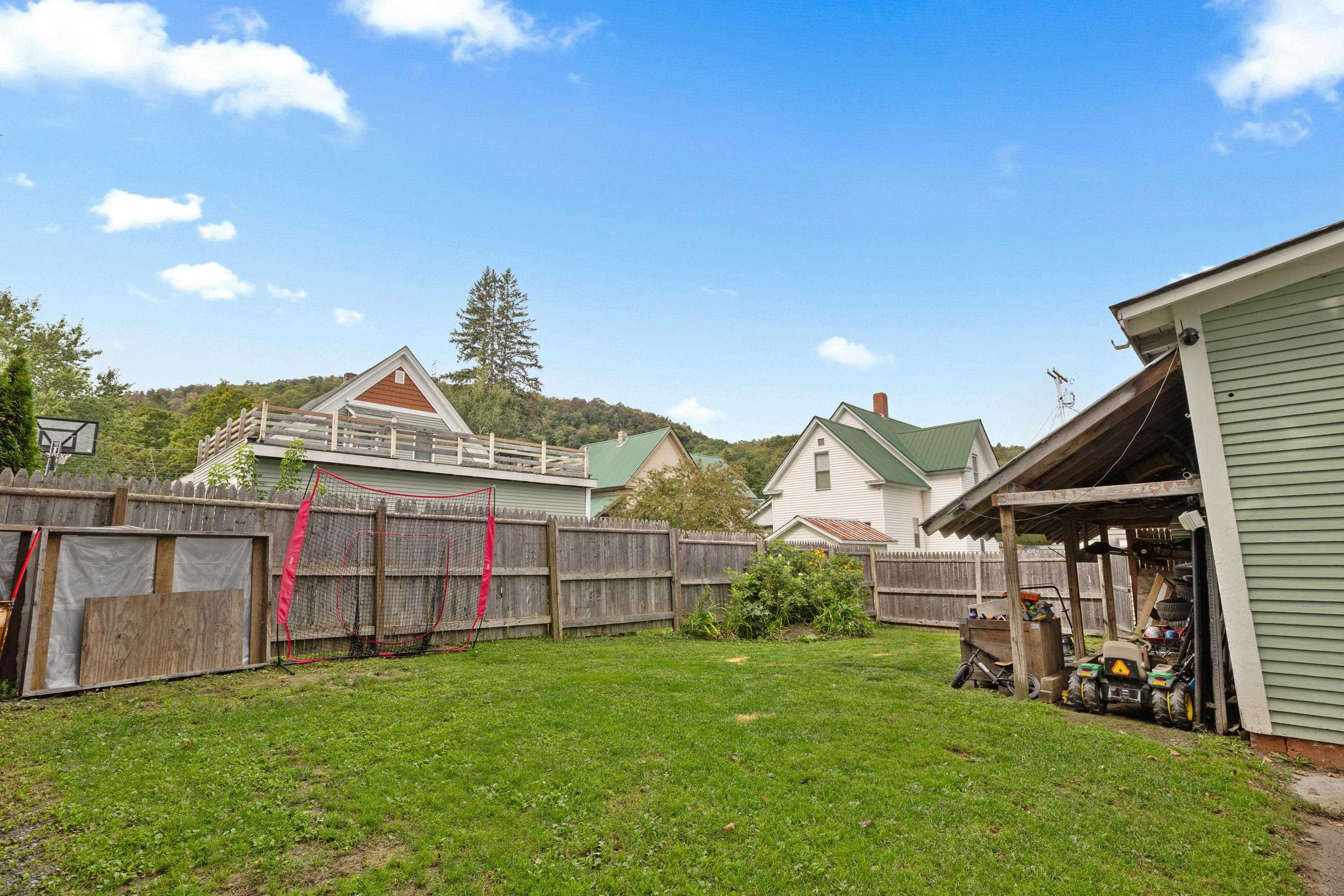 83 Spring Street Property Photo 43