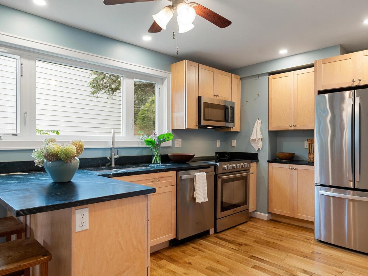 48 Pleasant Street Property Photo 2
