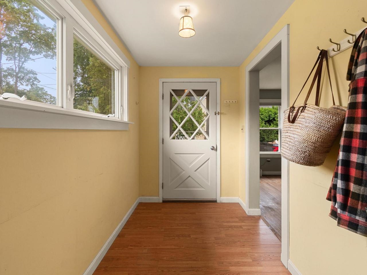 48 Pleasant Street Property Photo 8