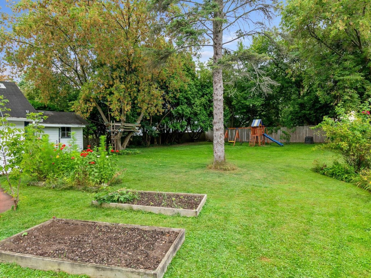 48 Pleasant Street Property Photo 40