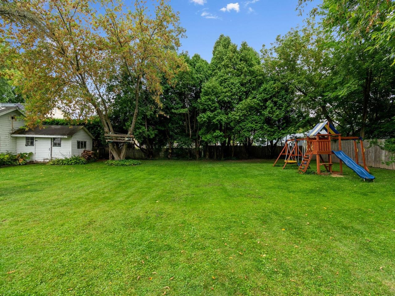 48 Pleasant Street Property Photo 42