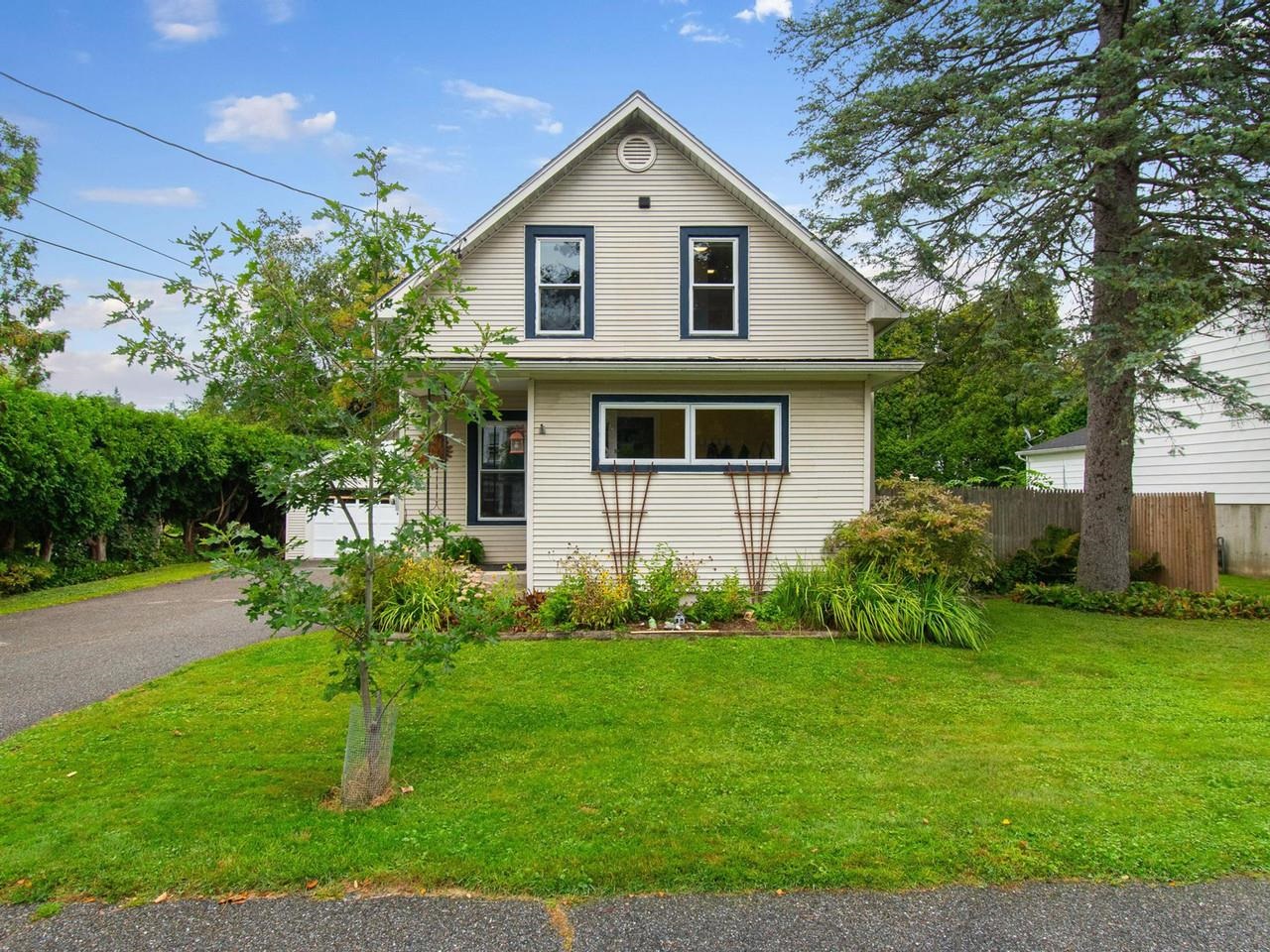 48 Pleasant Street Property Photo 49