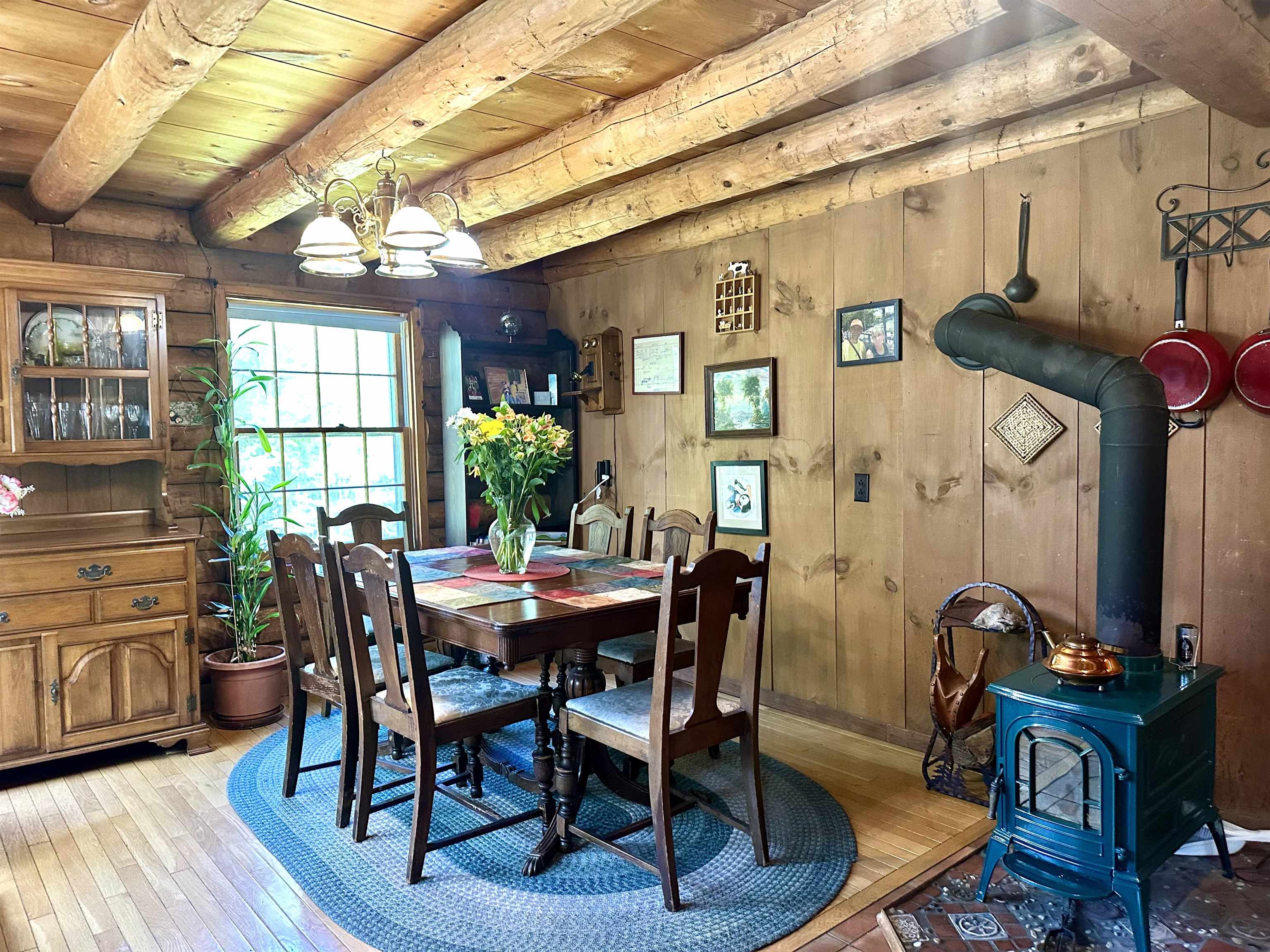 115 French Road E Property Photo 6