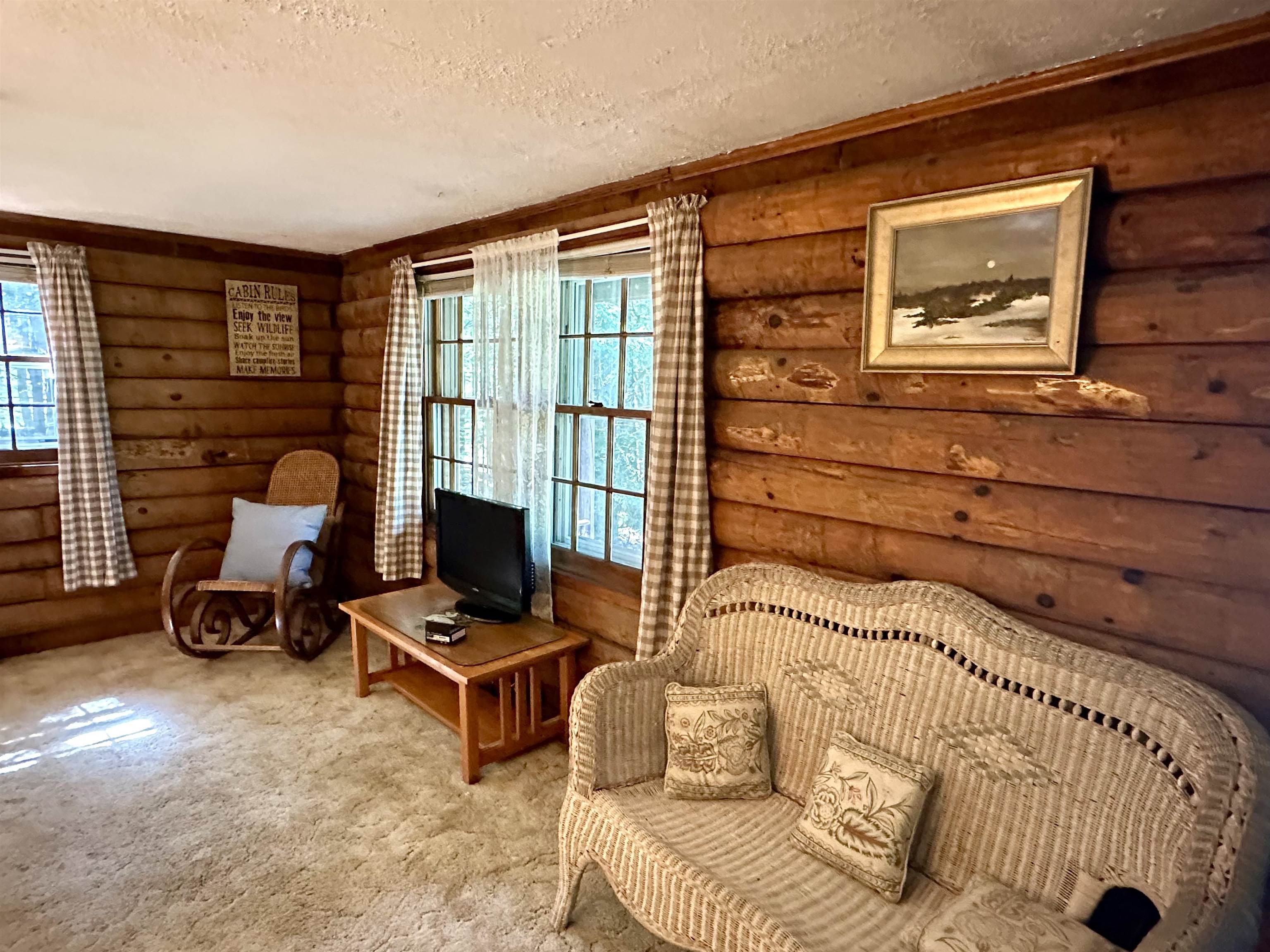 115 French Road E Property Photo 15