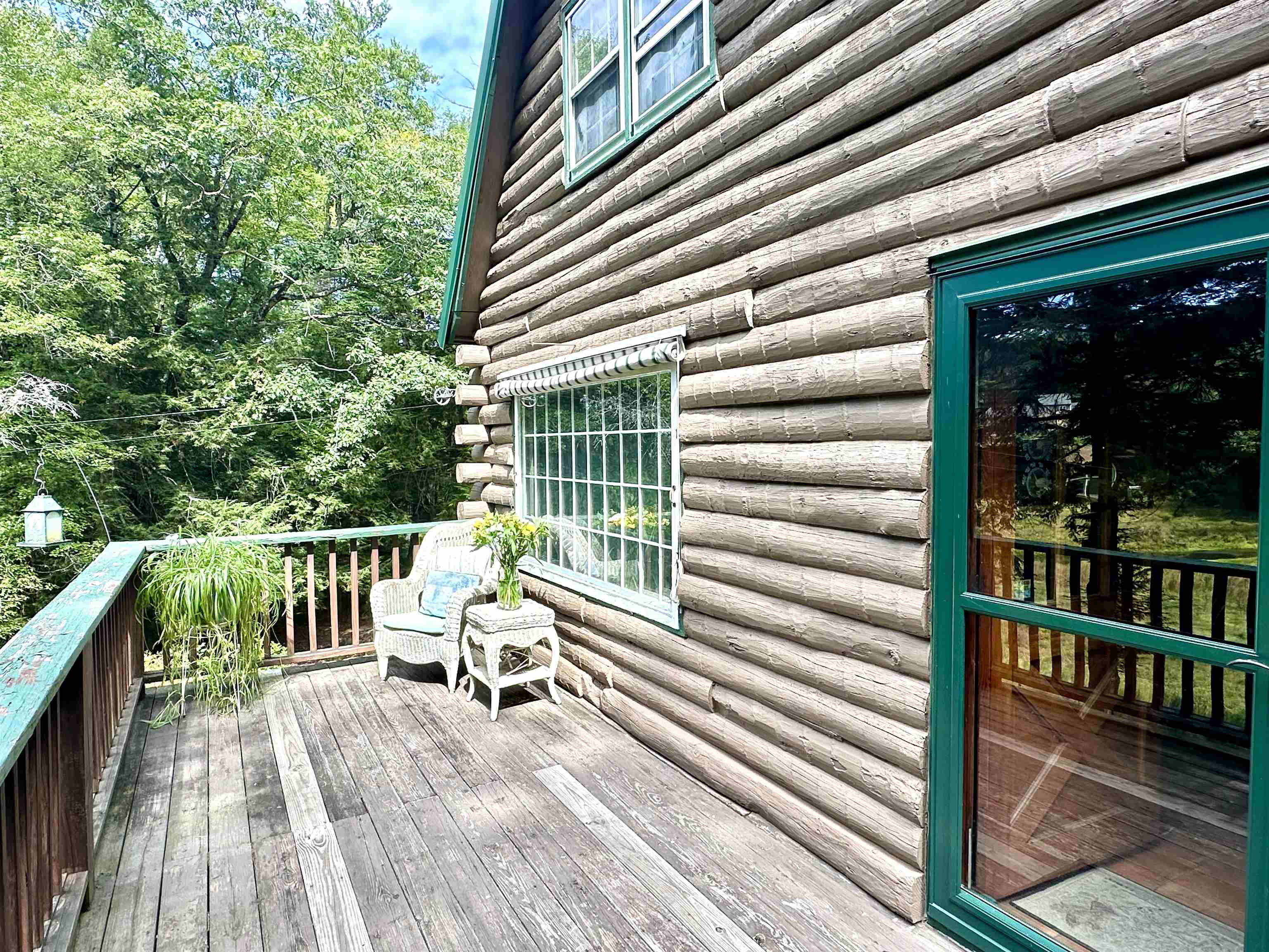 115 French Road E Property Photo 26