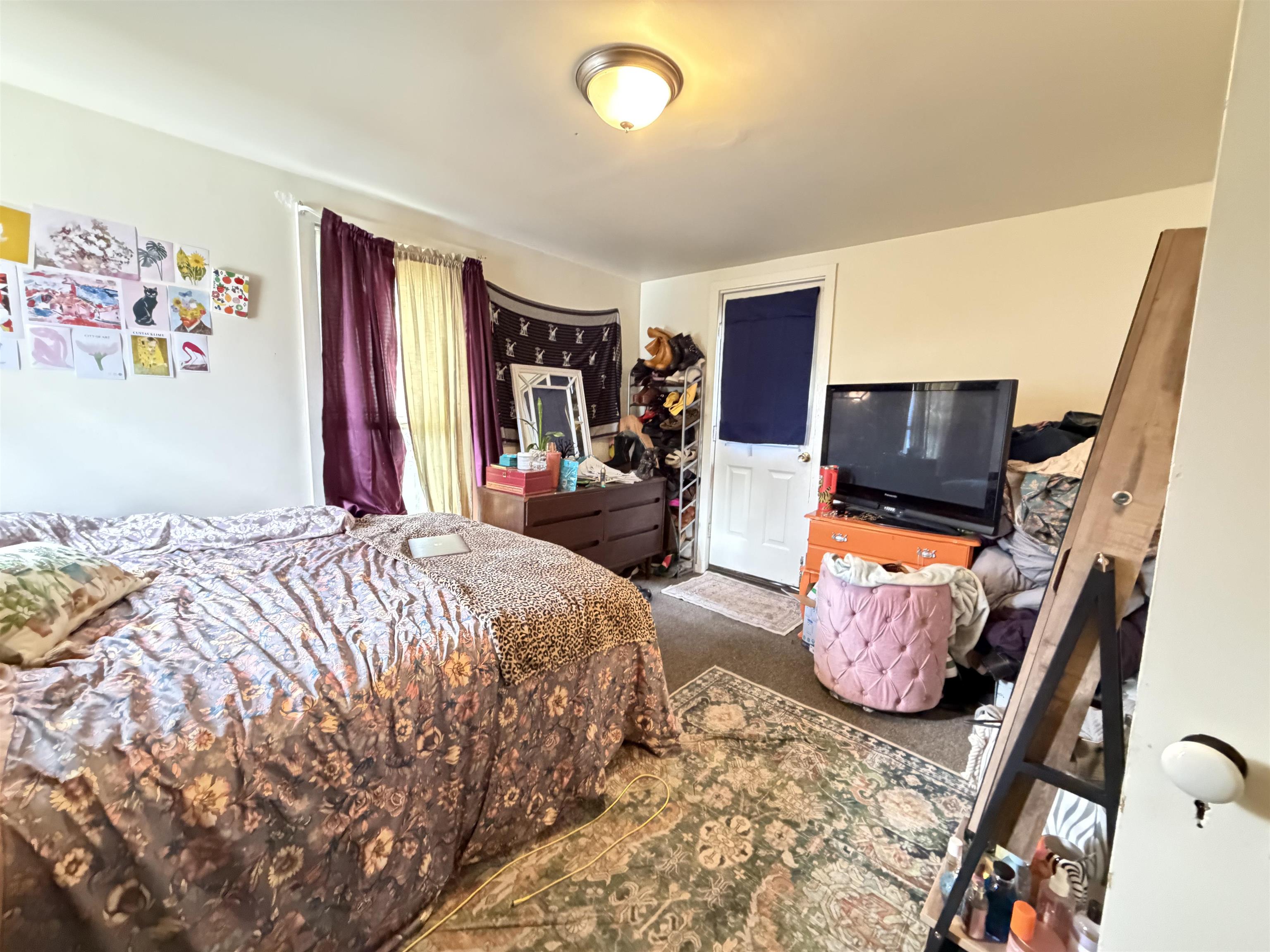 41 Burnham Avenue Property Photo 5