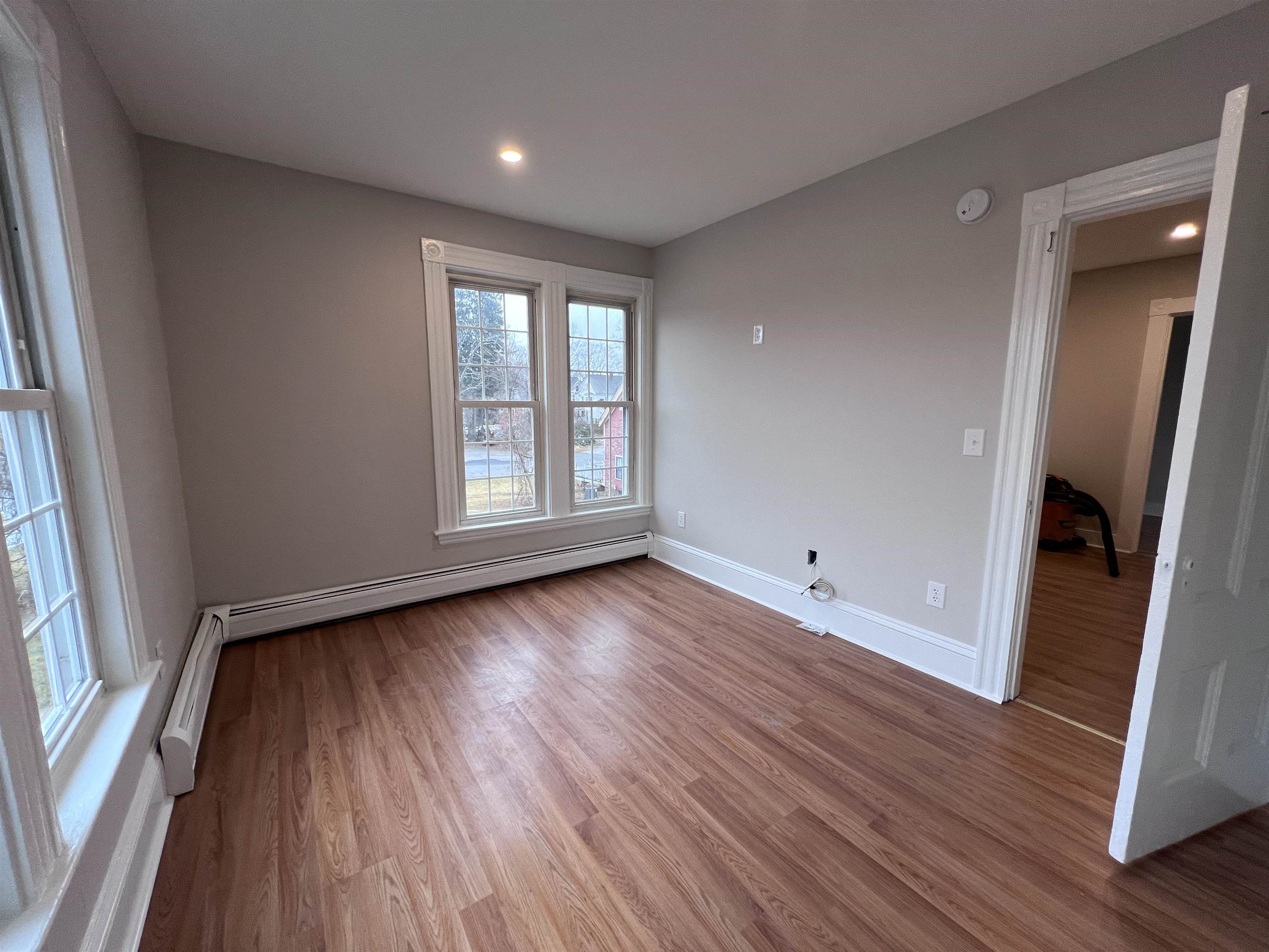 52 Lincoln Street Property Photo 9
