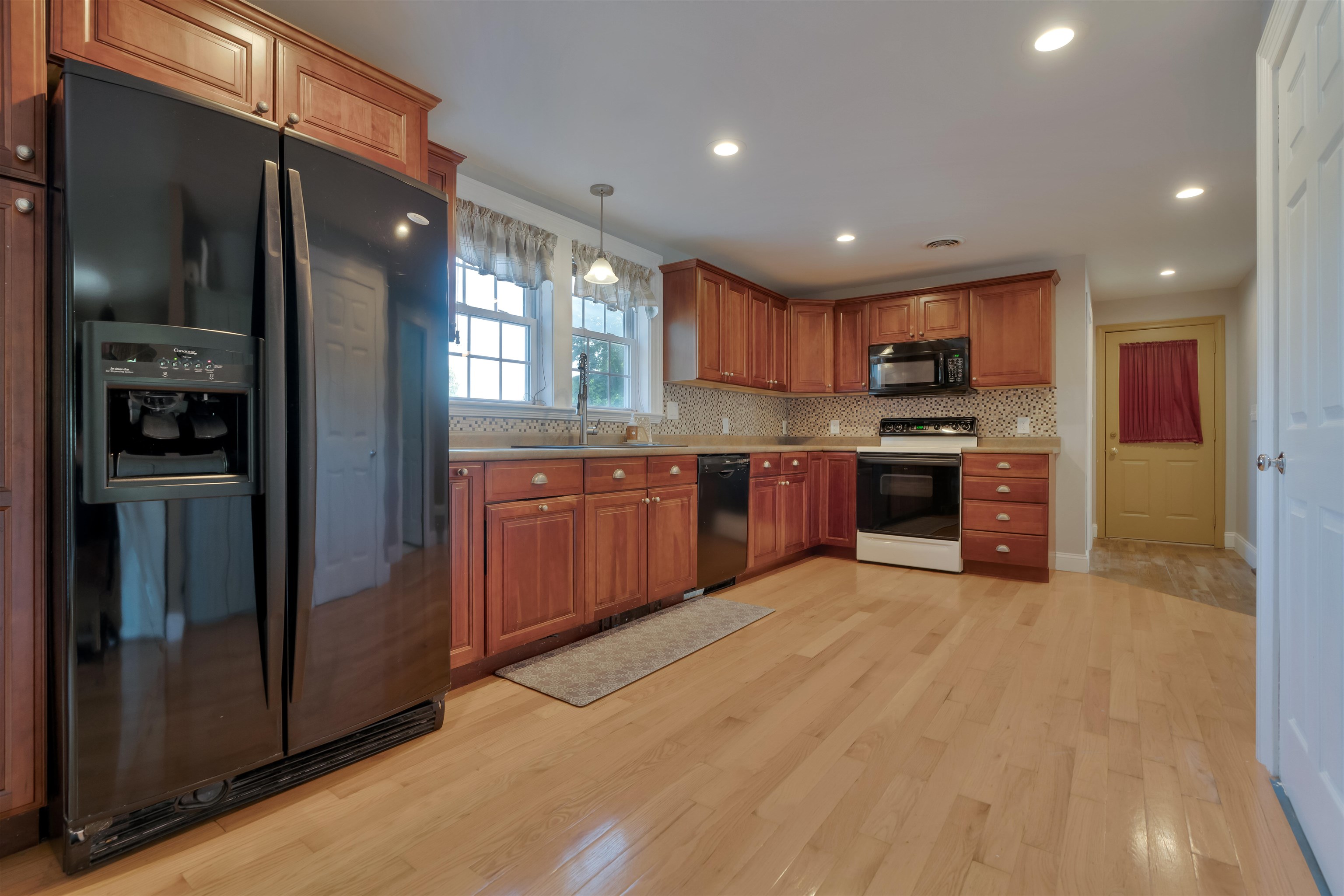 206 County Farm Cross Road Property Photo 8