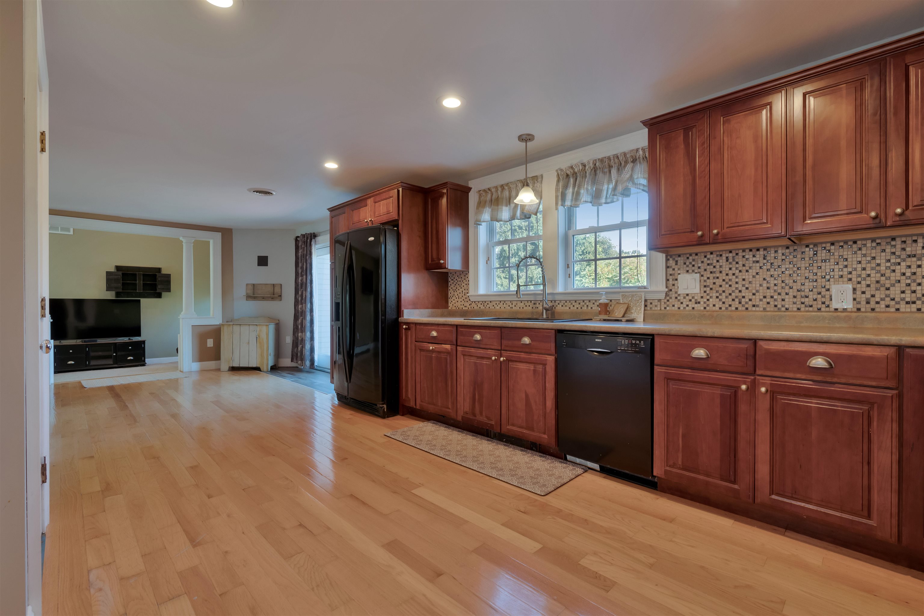 206 County Farm Cross Road Property Photo 9