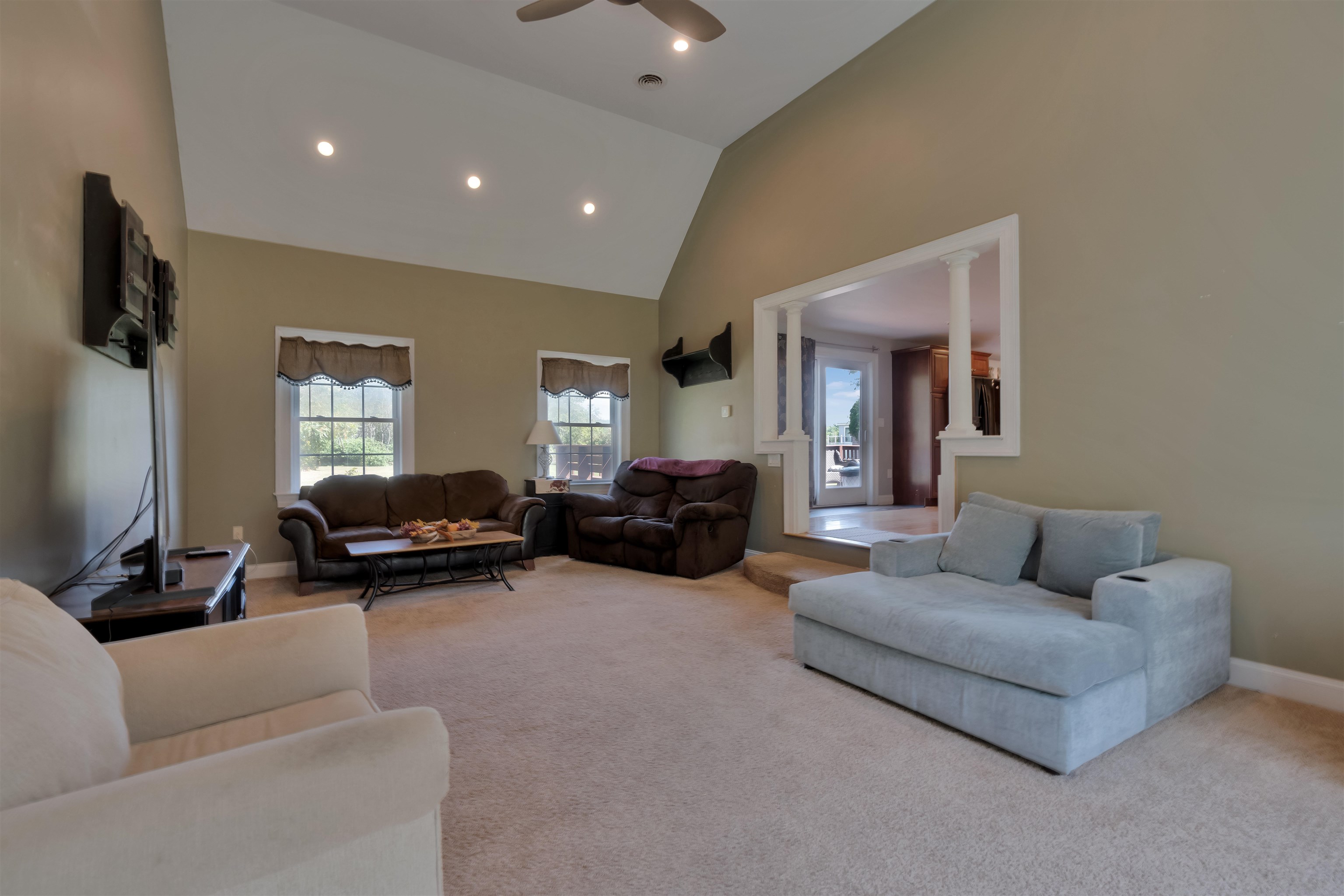 206 County Farm Cross Road Property Photo 12