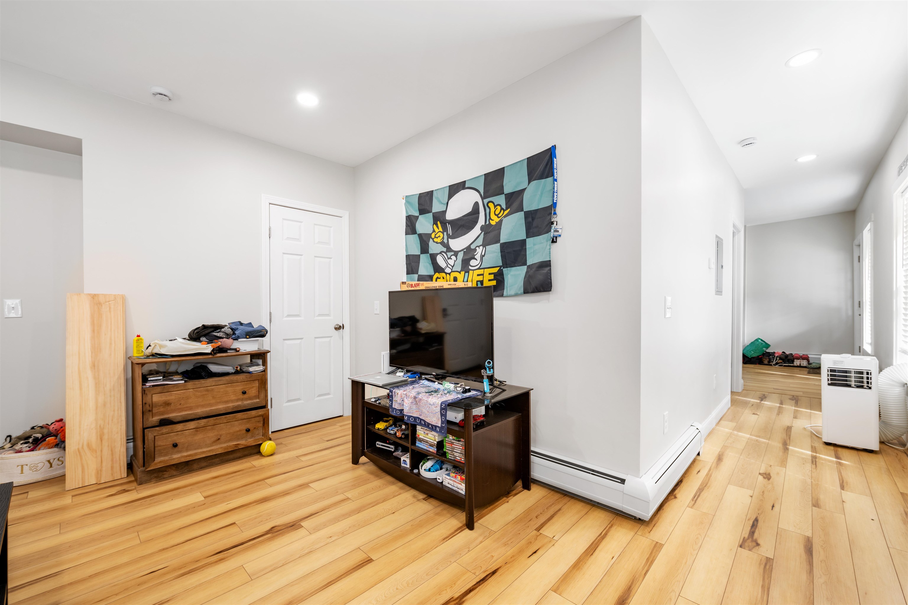 30 Elm Street Property Photo 14