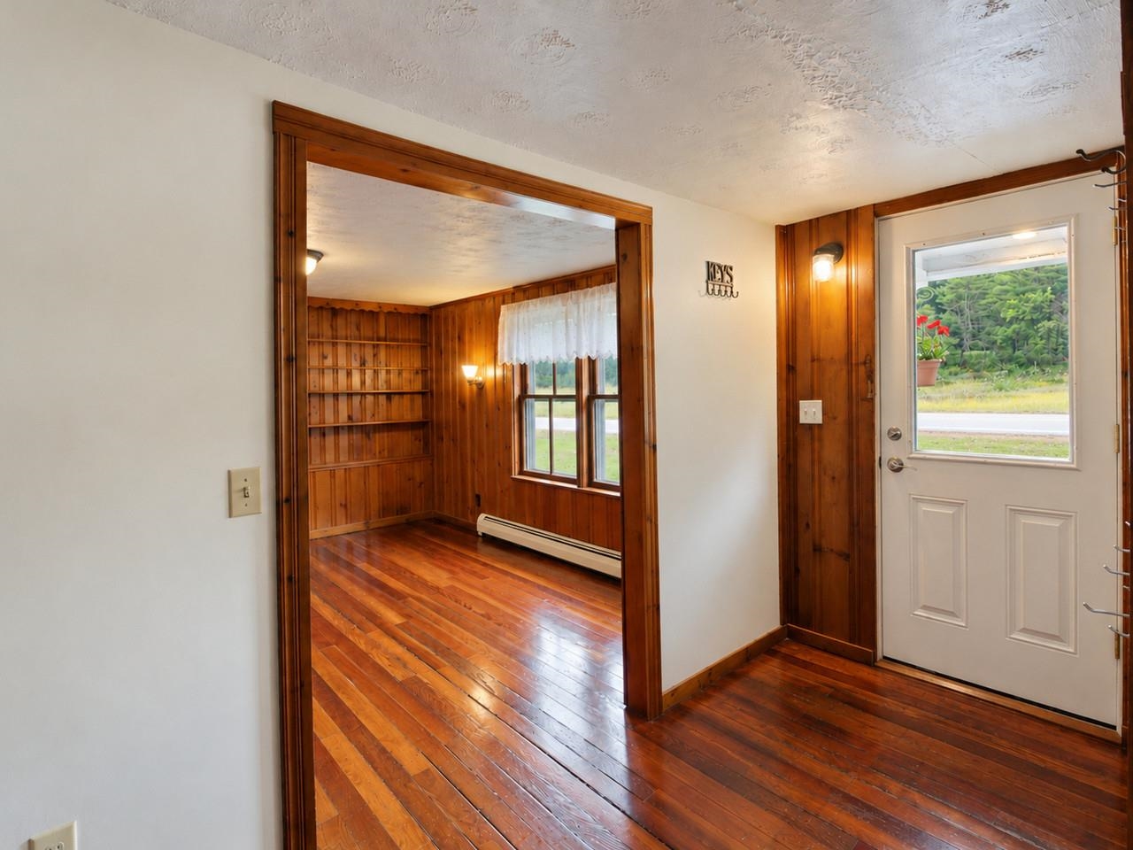 693 Us Route 2 Property Photo 14