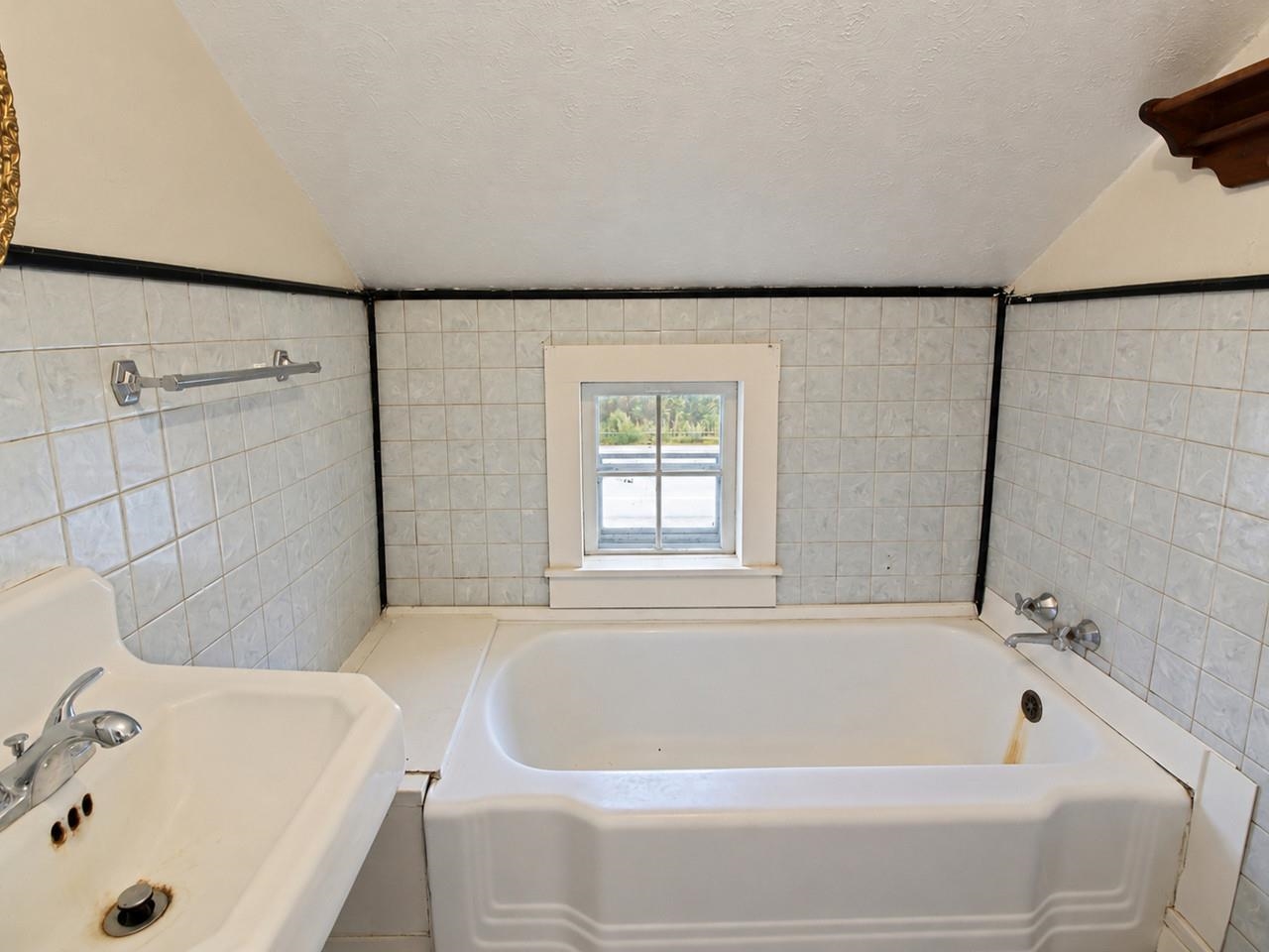 693 Us Route 2 Property Photo 23