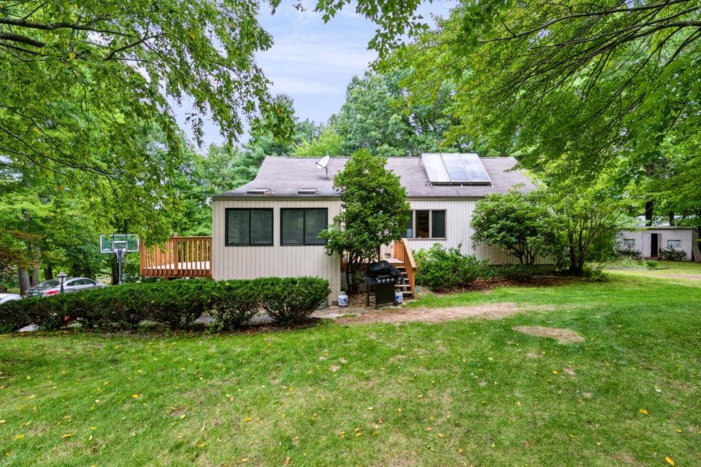2 Quincy Drive Property Photo 1