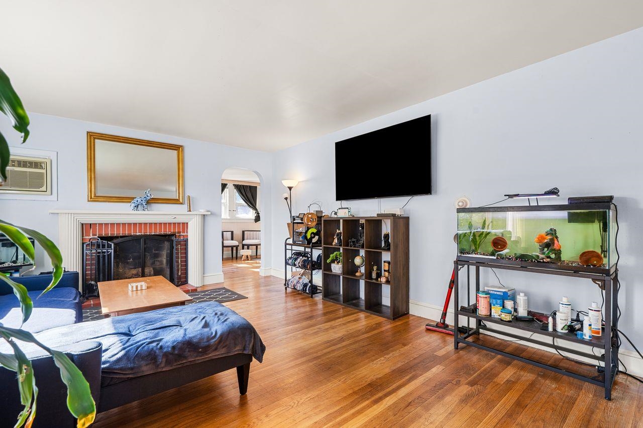 70 Newgate Circle Property Photo 7