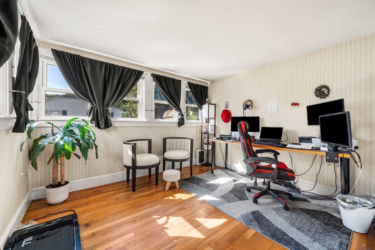 70 Newgate Circle Property Photo 8