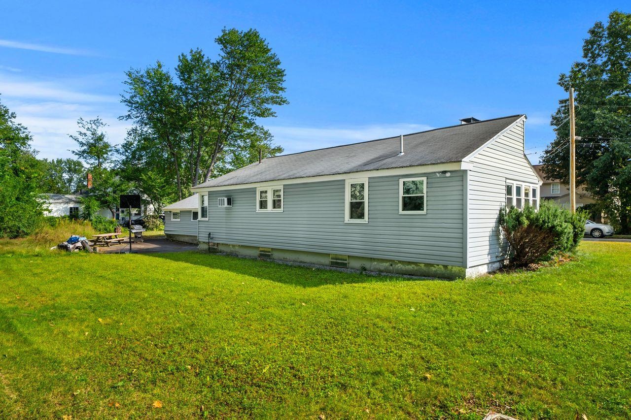 70 Newgate Circle Property Photo 31