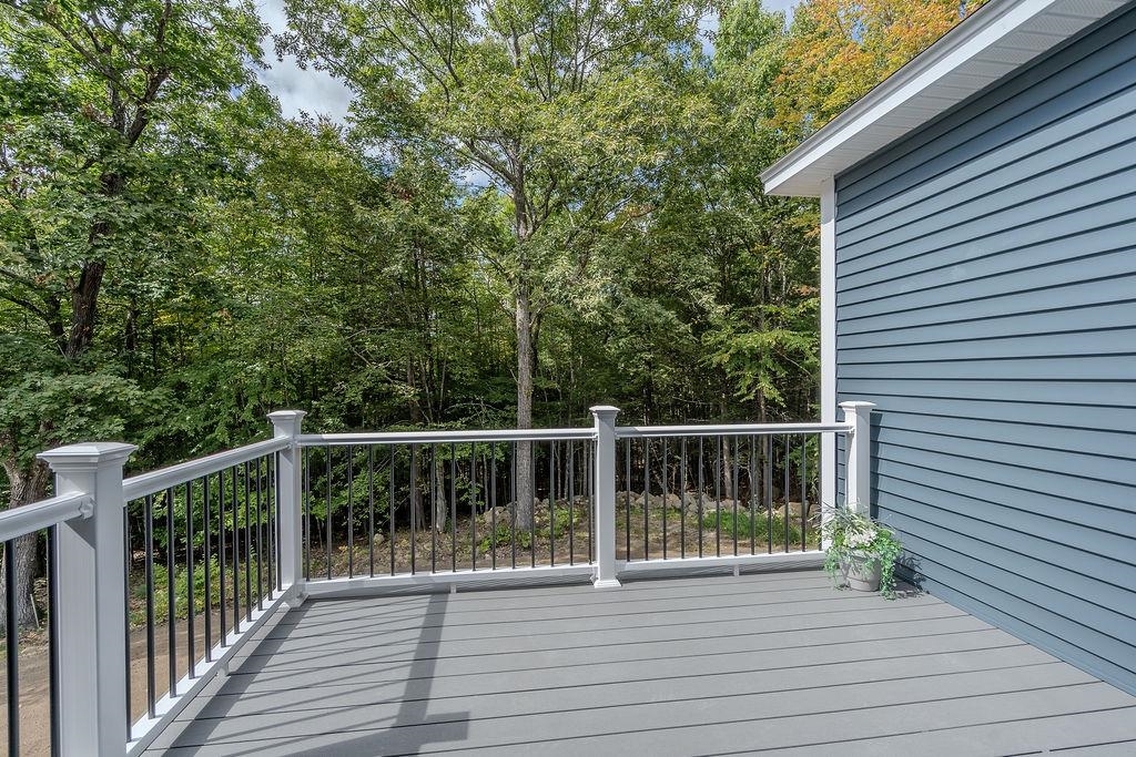 19 Deer Ridge Drive Property Photo 5