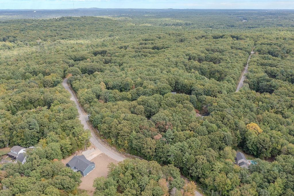 19 Deer Ridge Drive Property Photo 8