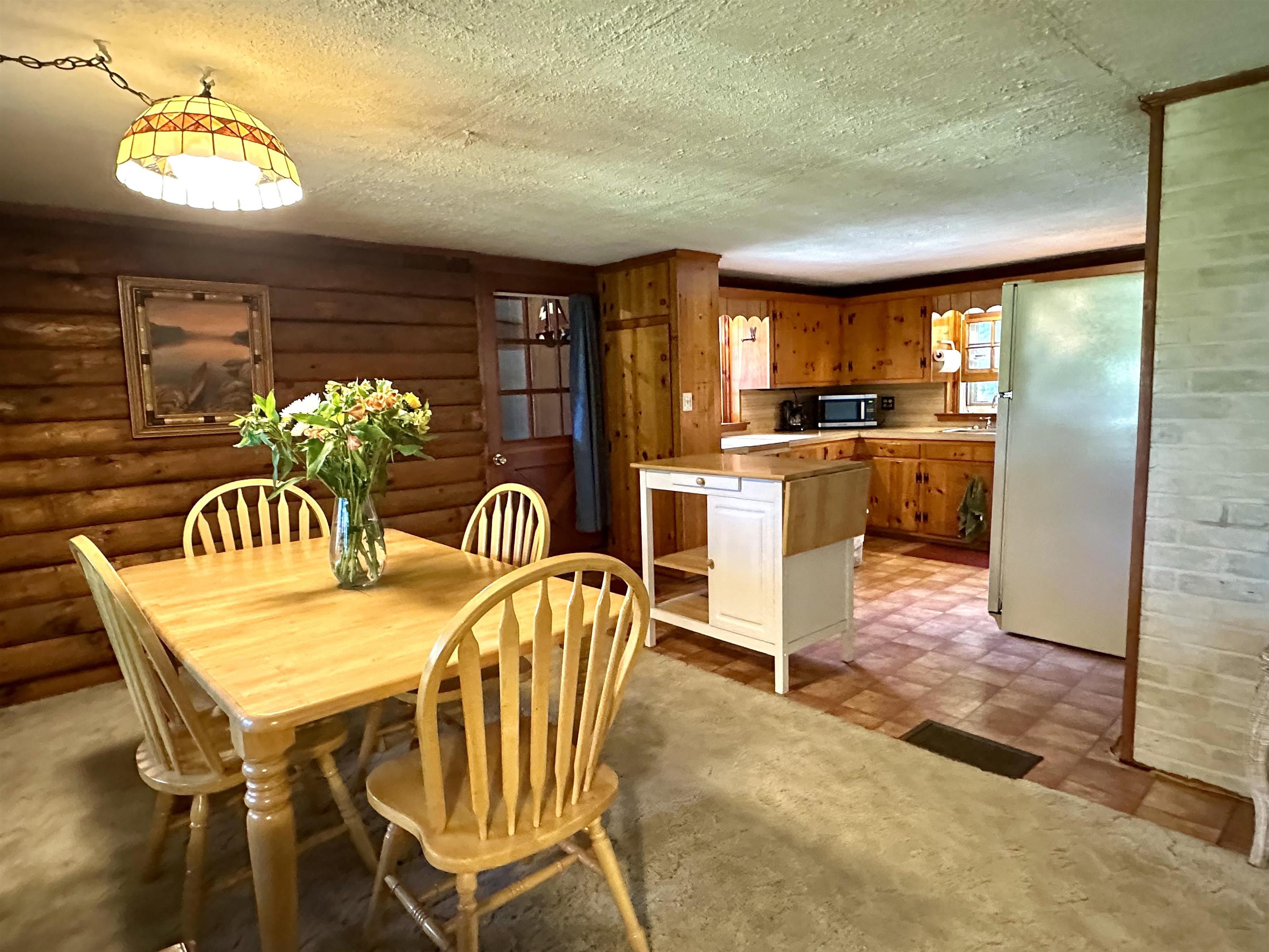 115 French Road E Property Photo 9