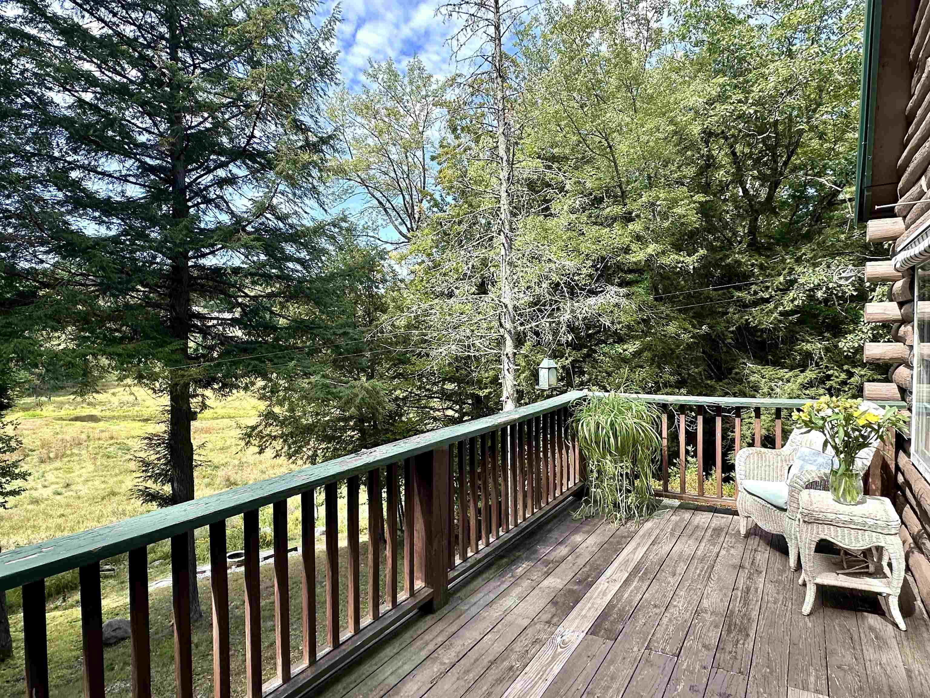 115 French Road E Property Photo 20