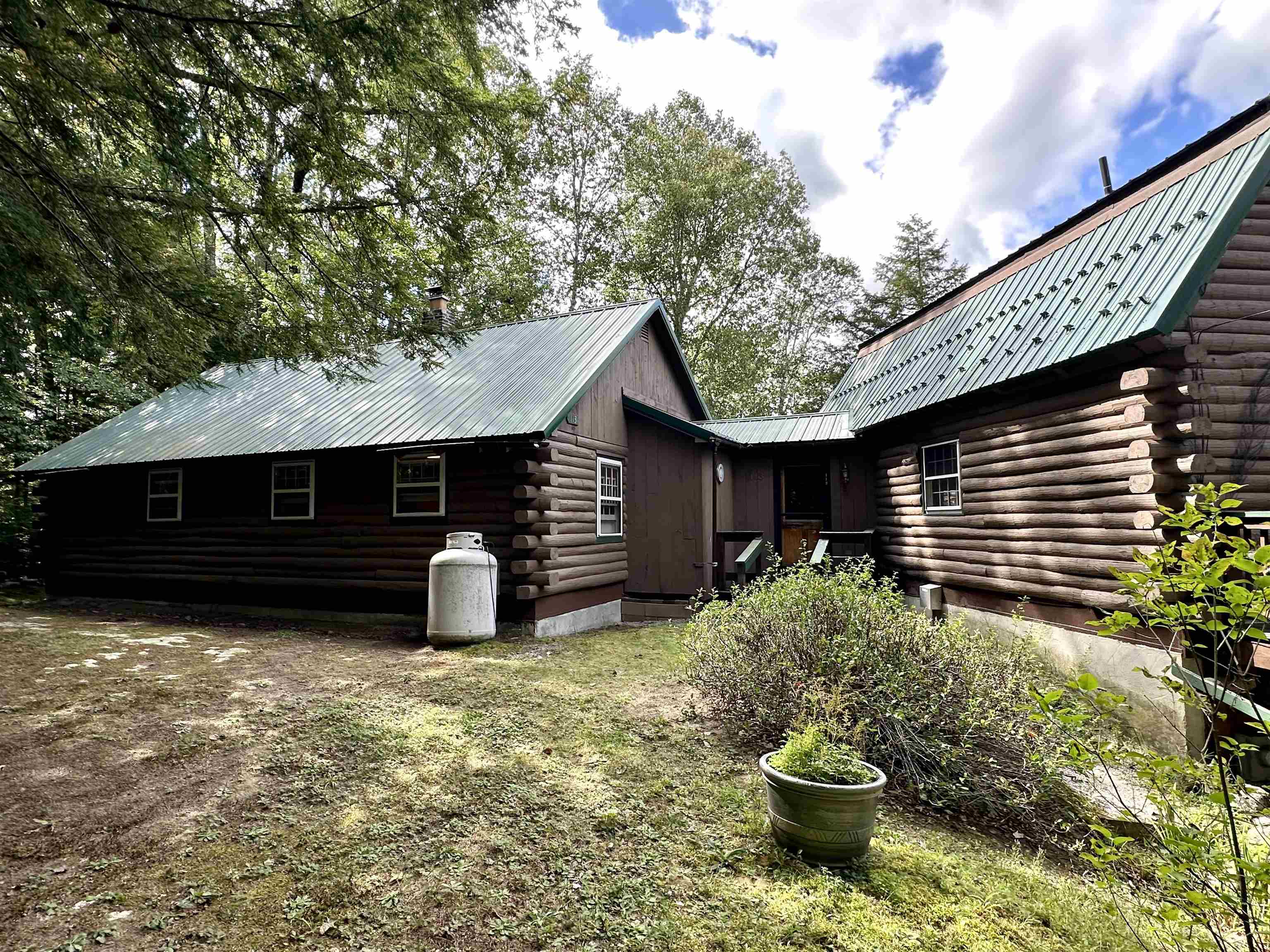 115 French Road E Property Photo 23