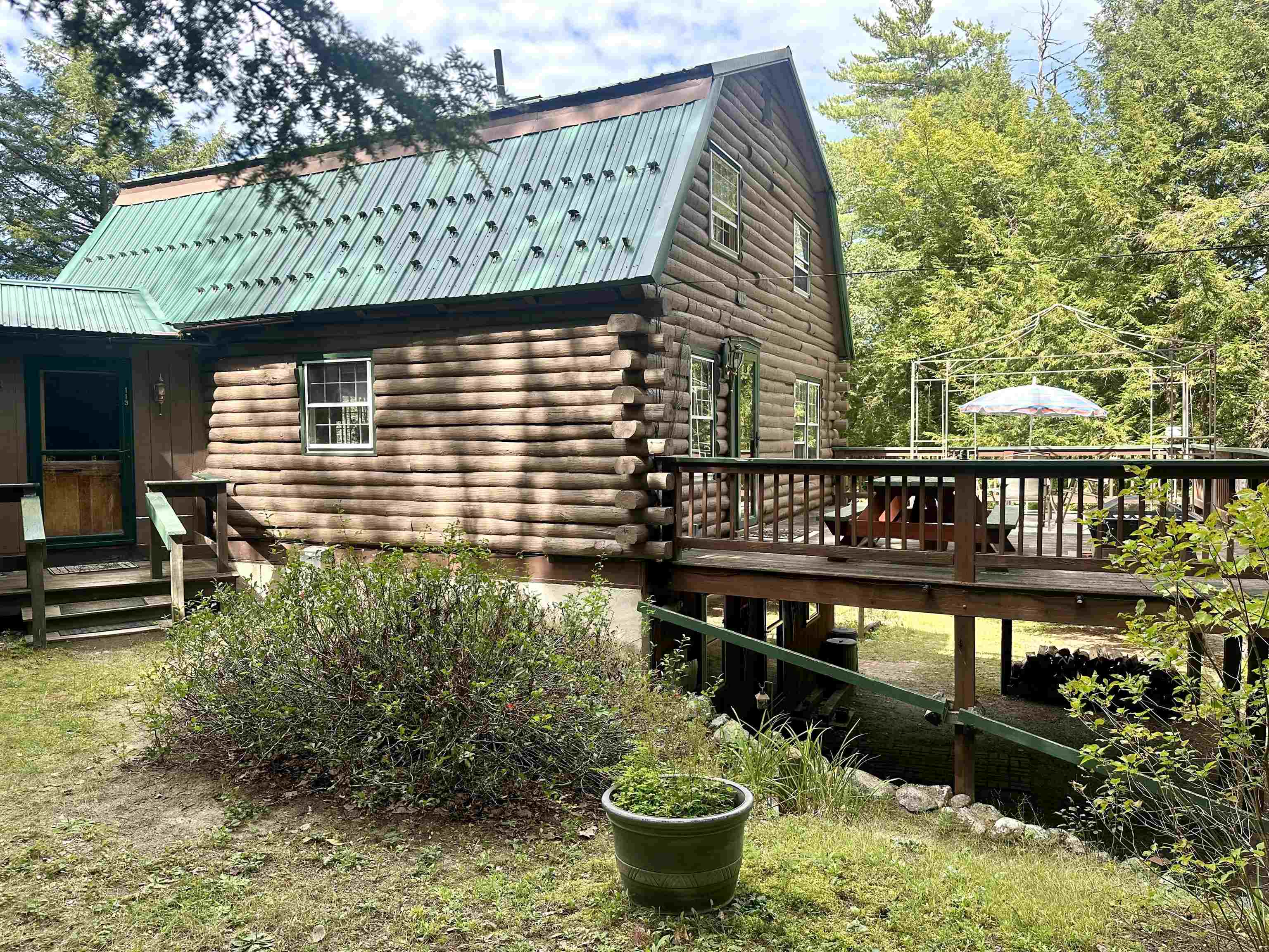 115 French Road E Property Photo 24