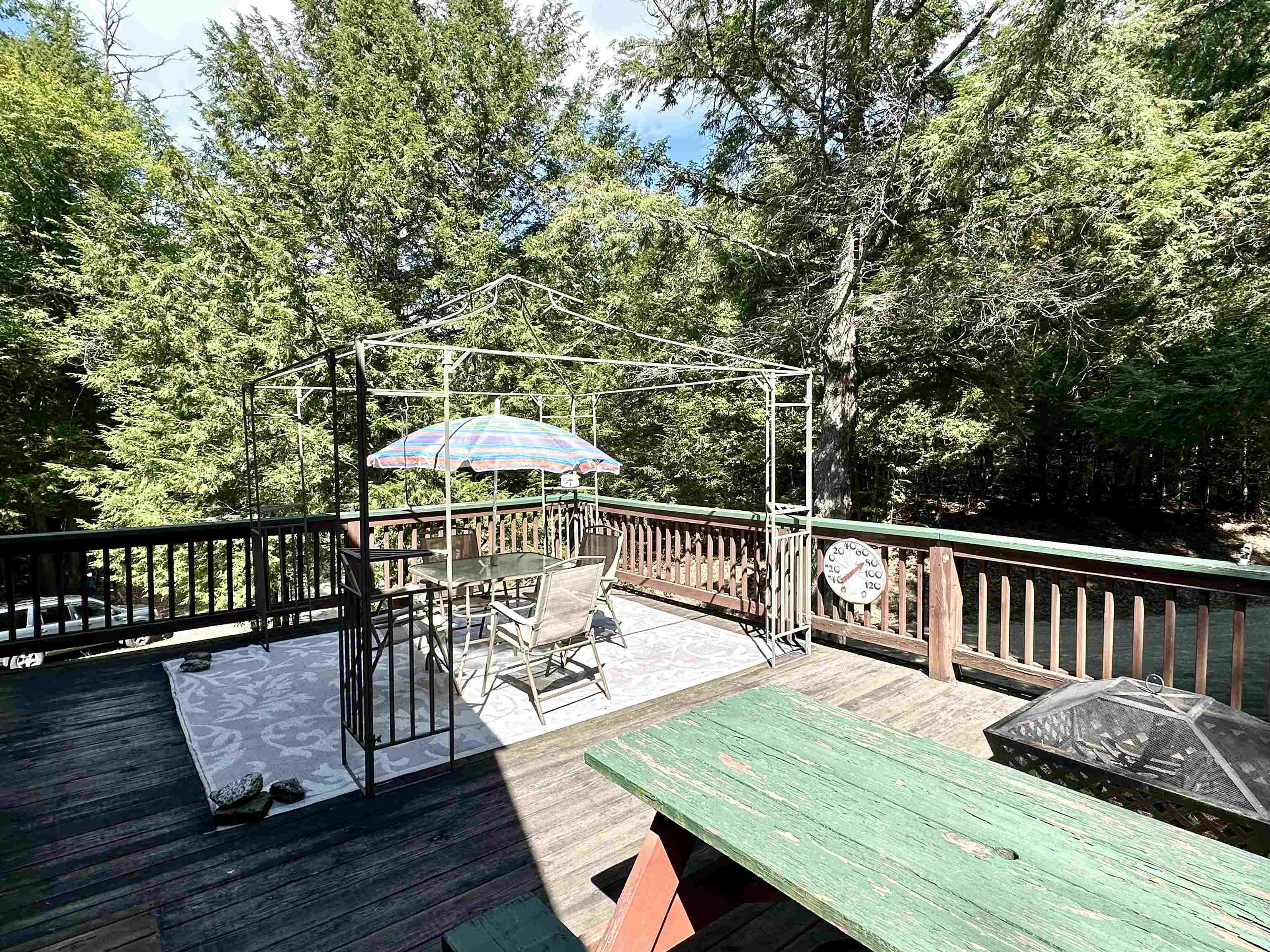 115 French Road E Property Photo 41